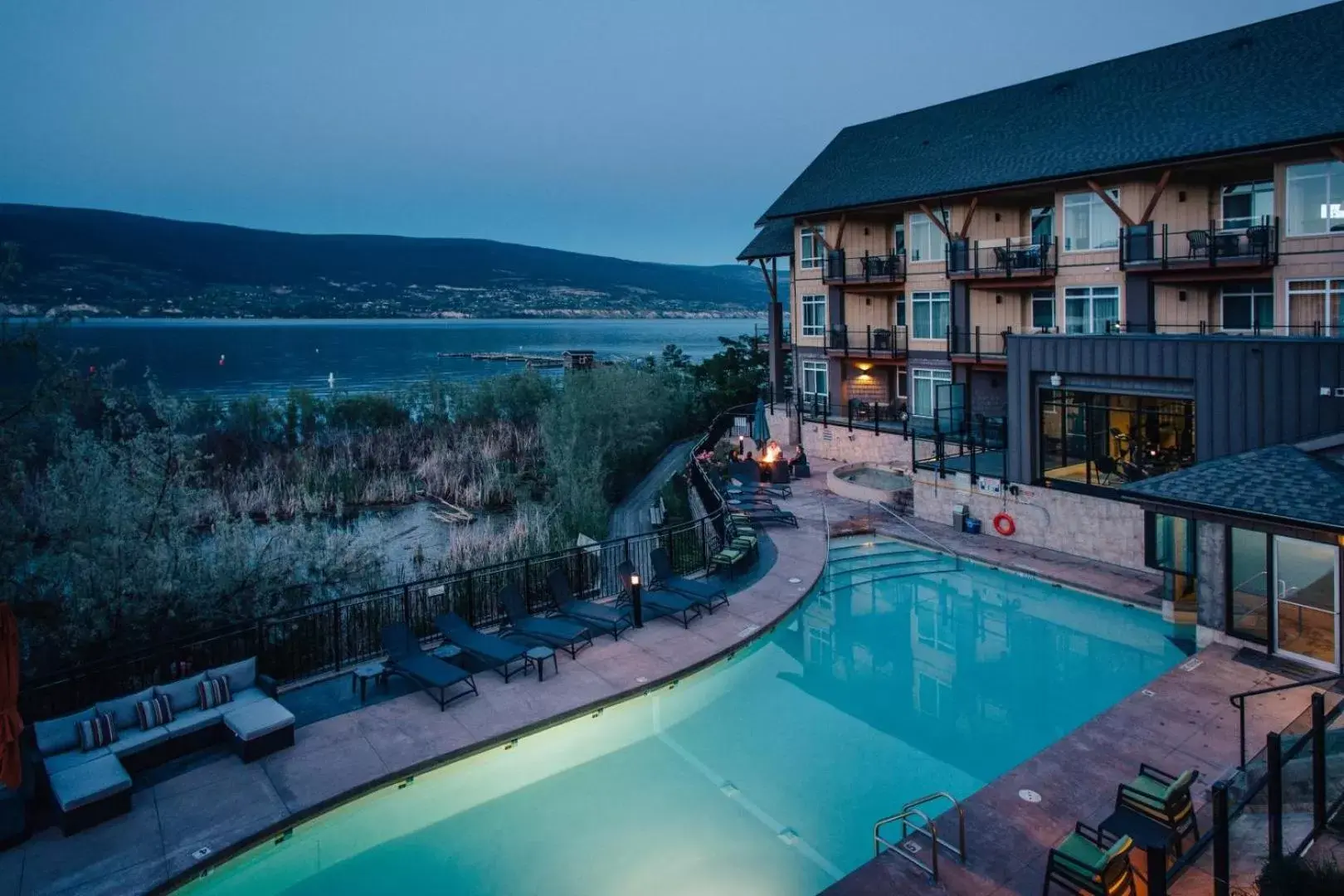 Property building, Pool View in Summerland Waterfront Resort & Spa