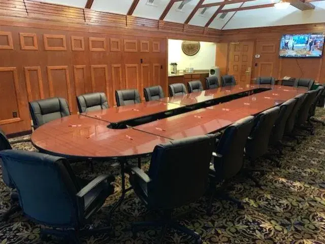 Meeting/conference room in Host Inn an All Suites Hotel