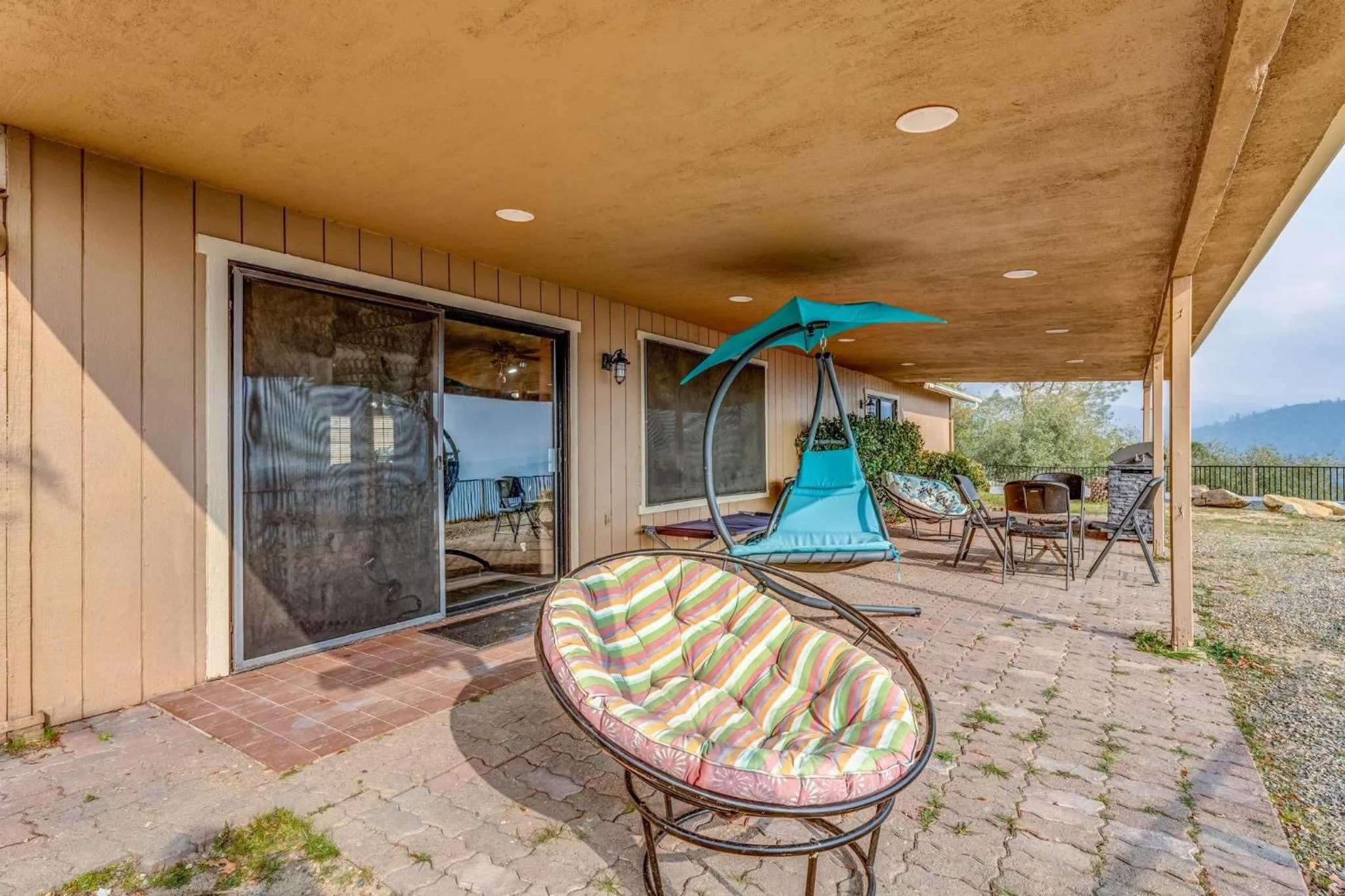 Mountain Trail Lodge and Vacation Rentals