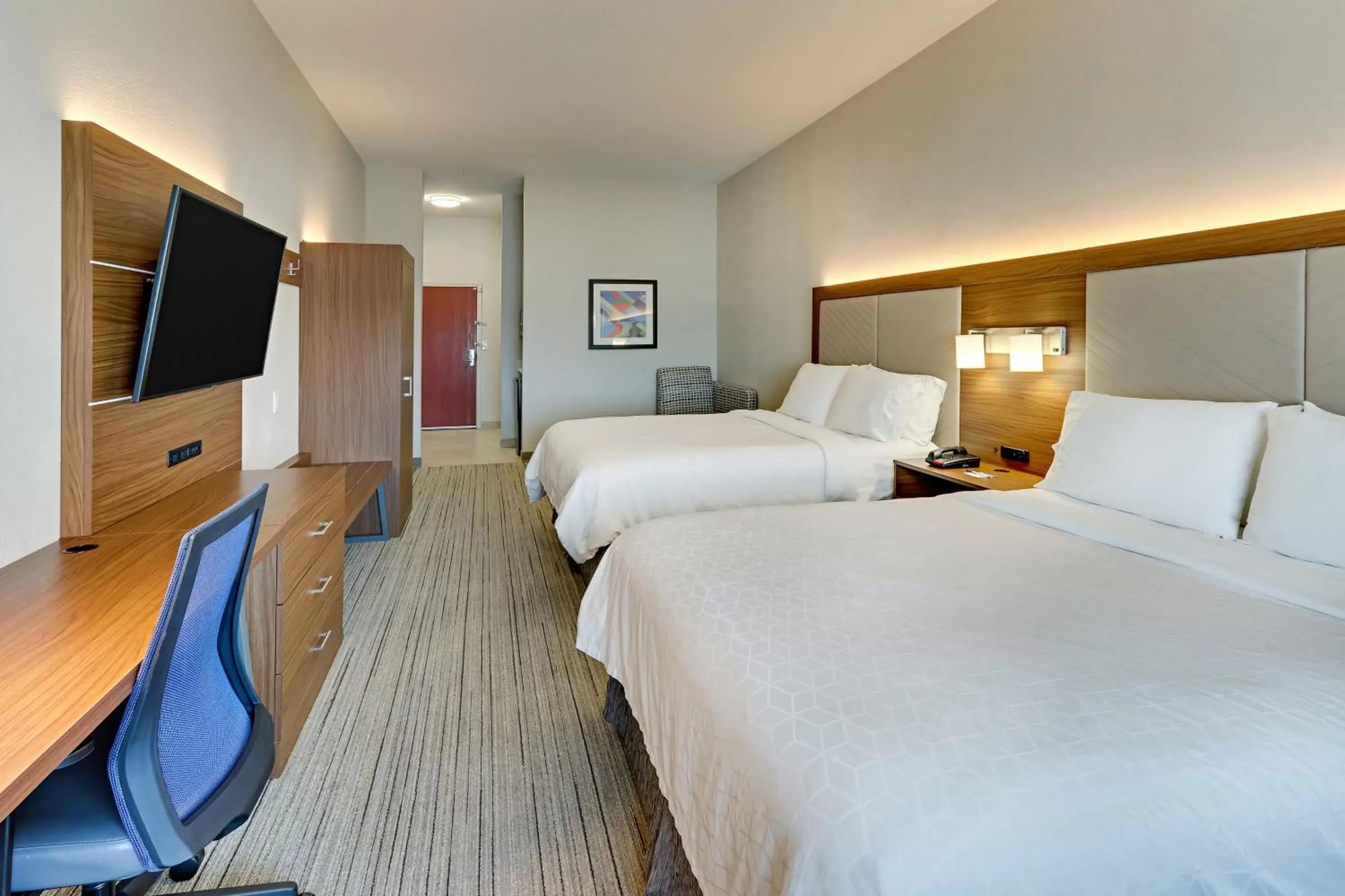 Photo of the whole room, Bed in Holiday Inn Express Hotel and Suites Weatherford, an IHG Hotel