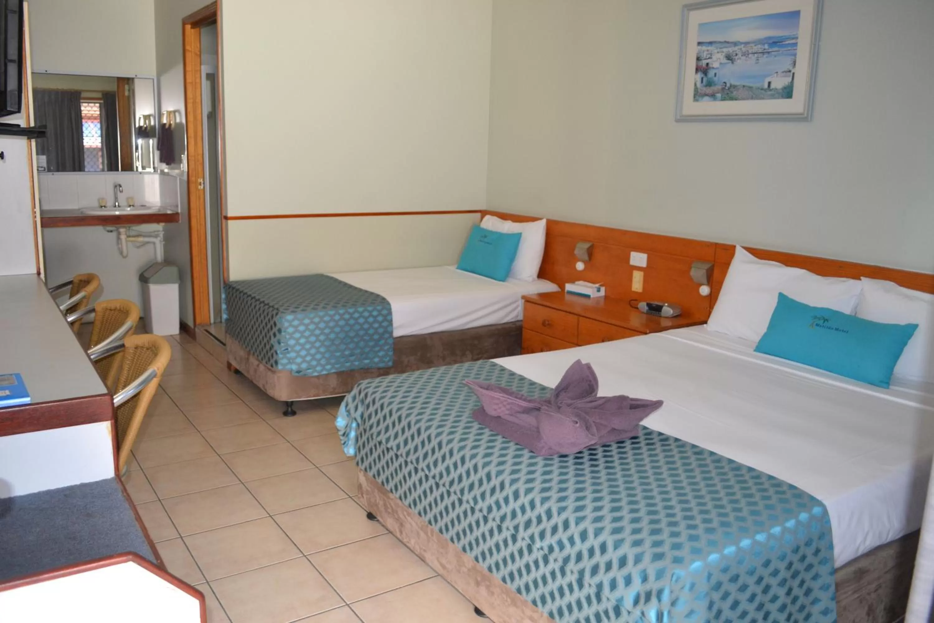 Photo of the whole room, Bed in Matilda Motel