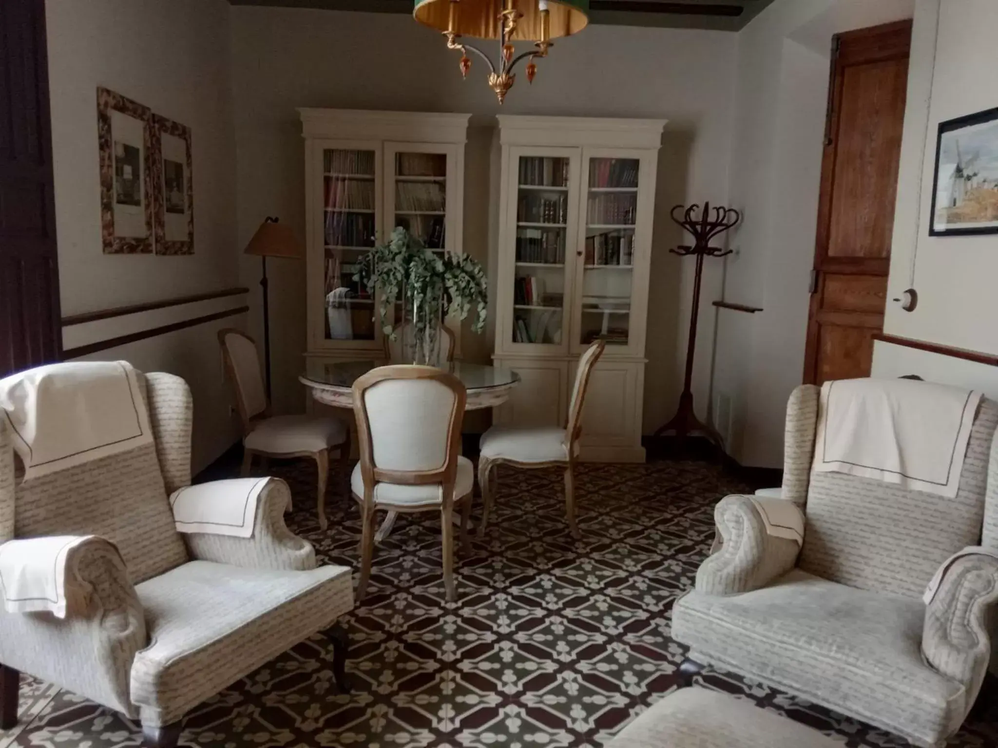 Library, Seating Area in Hotel Rural La Vida de Antes