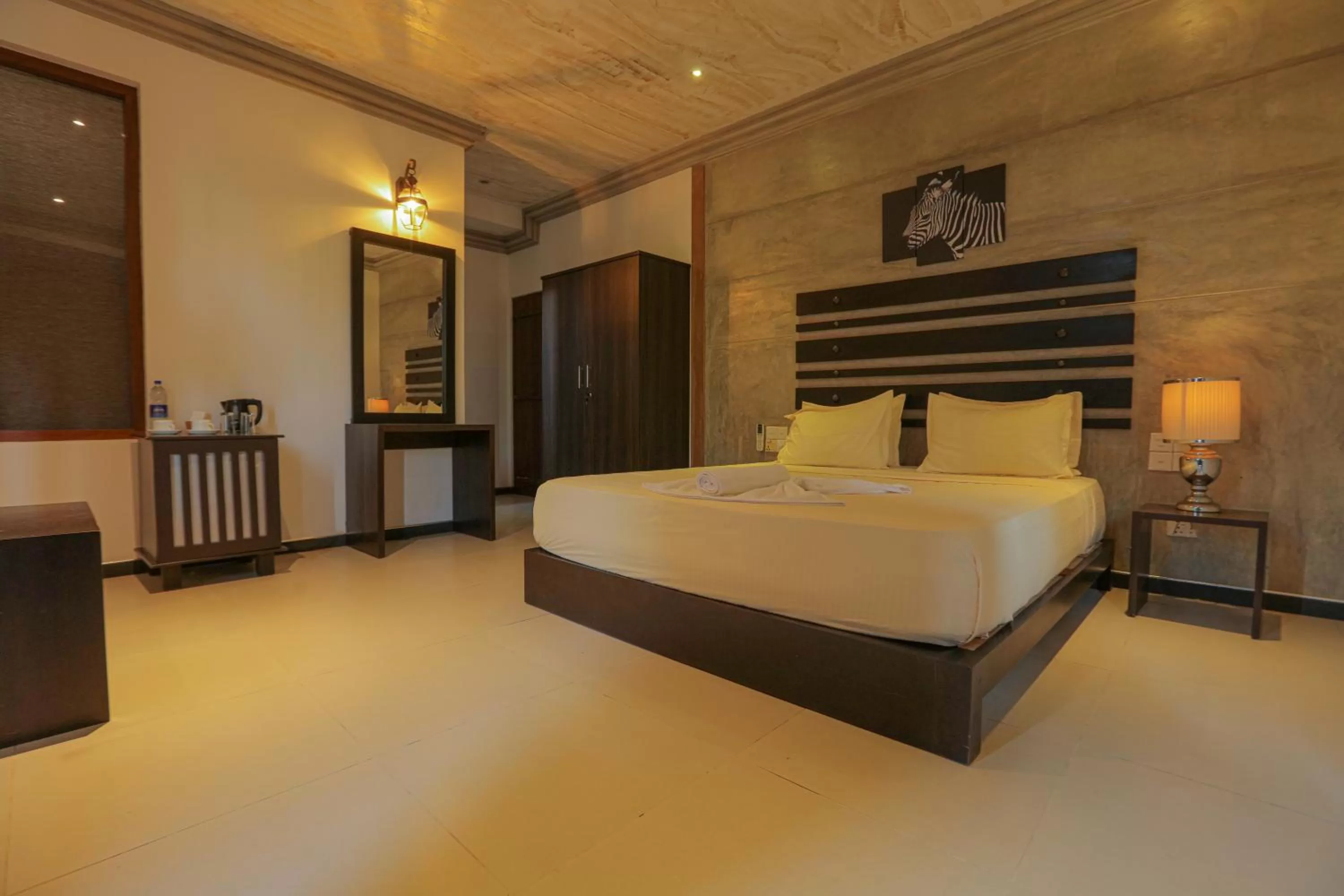 Photo of the whole room, Bed in Summerside Residence