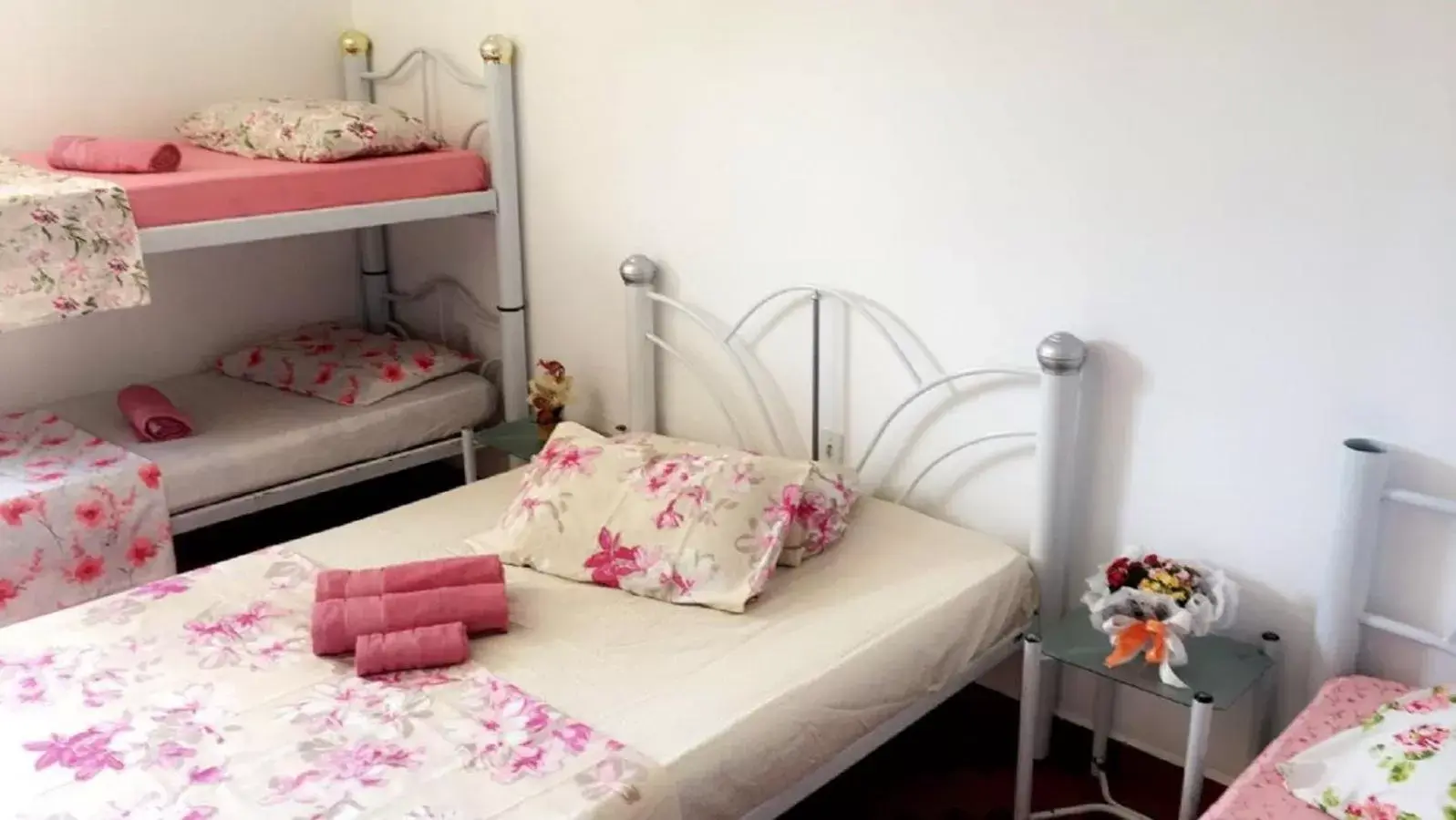 Quadruple Room in Hotel Kika Quadruple Room in Hotel Kika