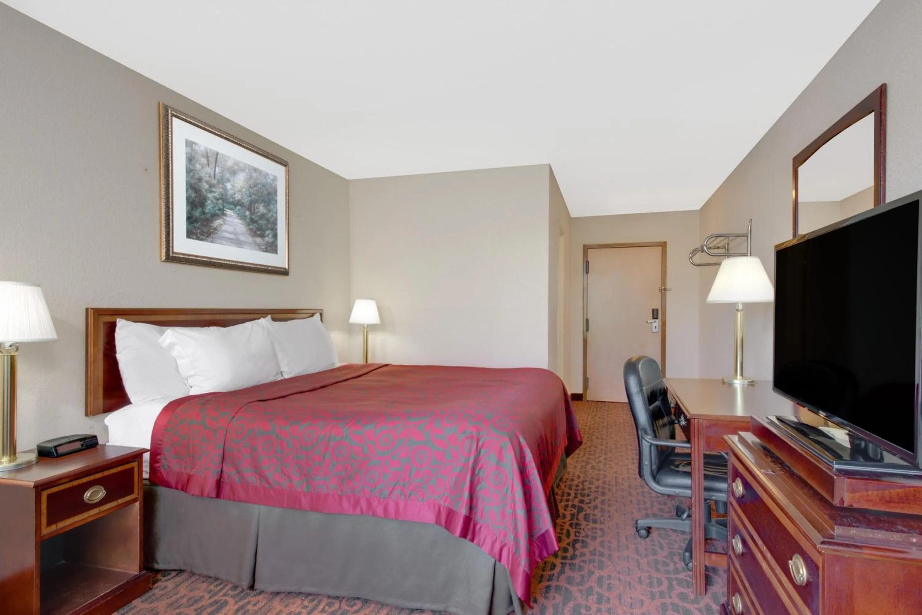 Bed in Express Inn Harrisburg South New Cumberland