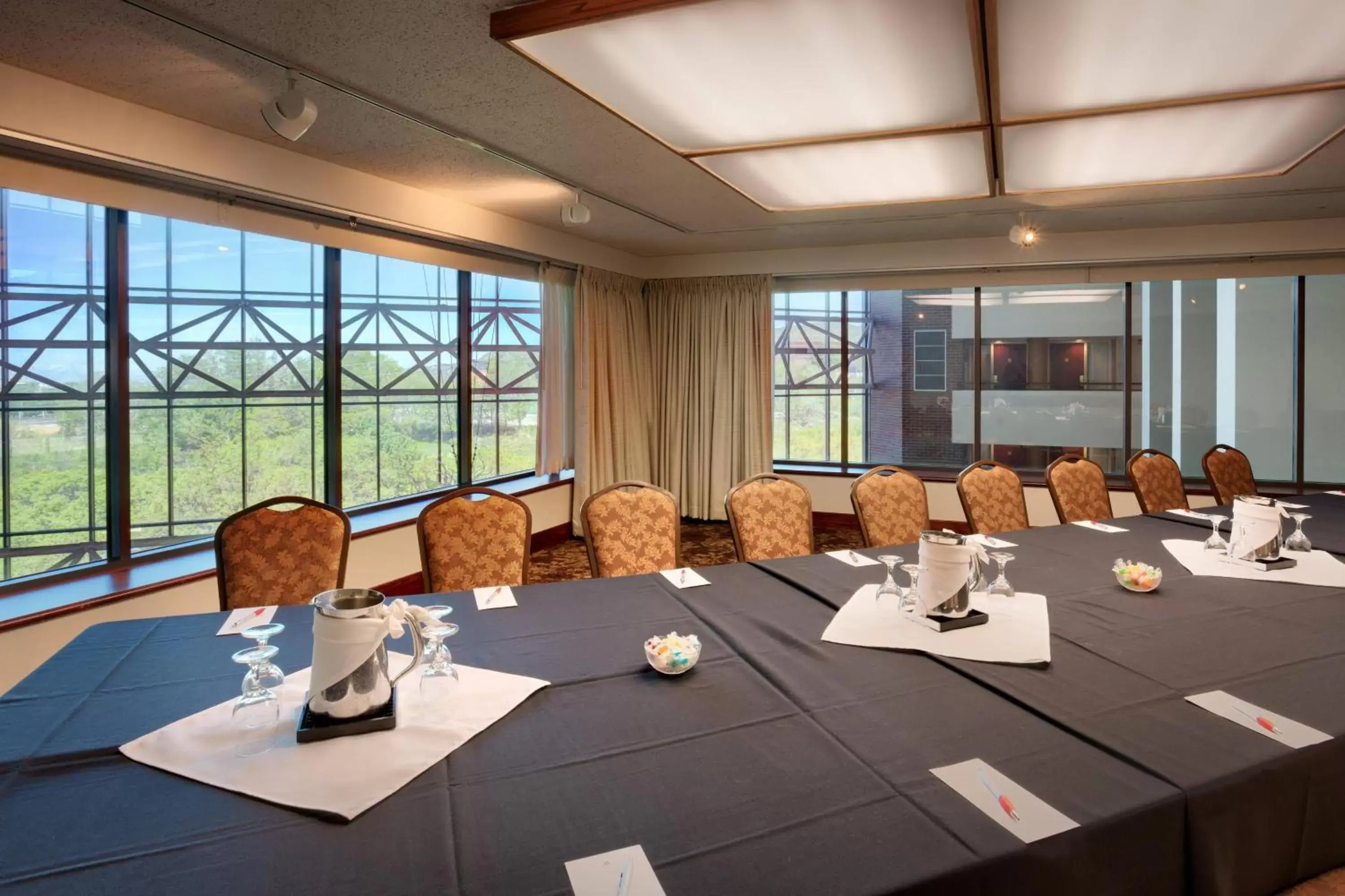 Meeting/conference room, Restaurant/Places to Eat in Salt Lake City Marriott University Park