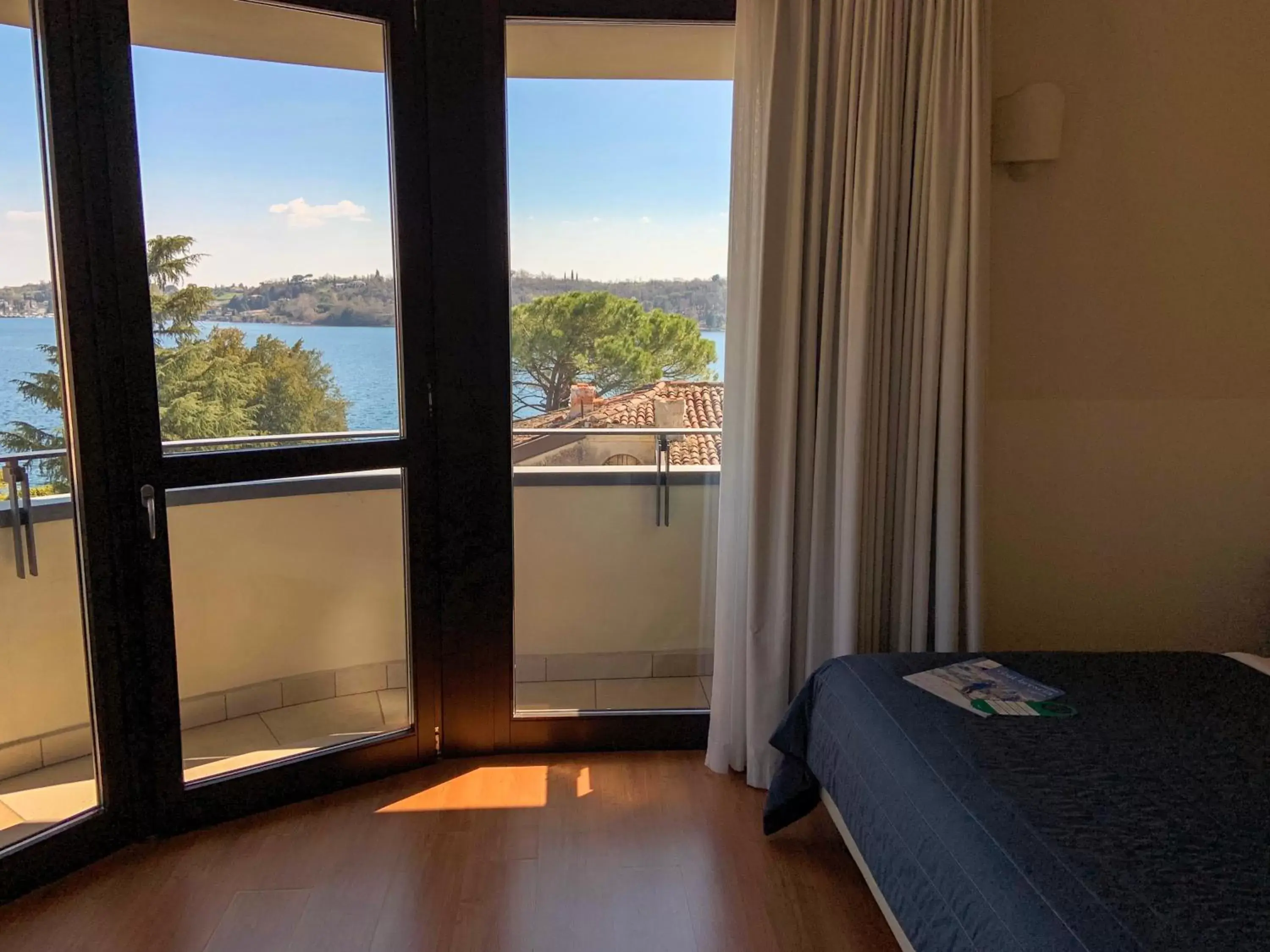 Lake view, Bed in Rivalta Life Style Hotel Lake view, Bed in Rivalta Life Style Hotel