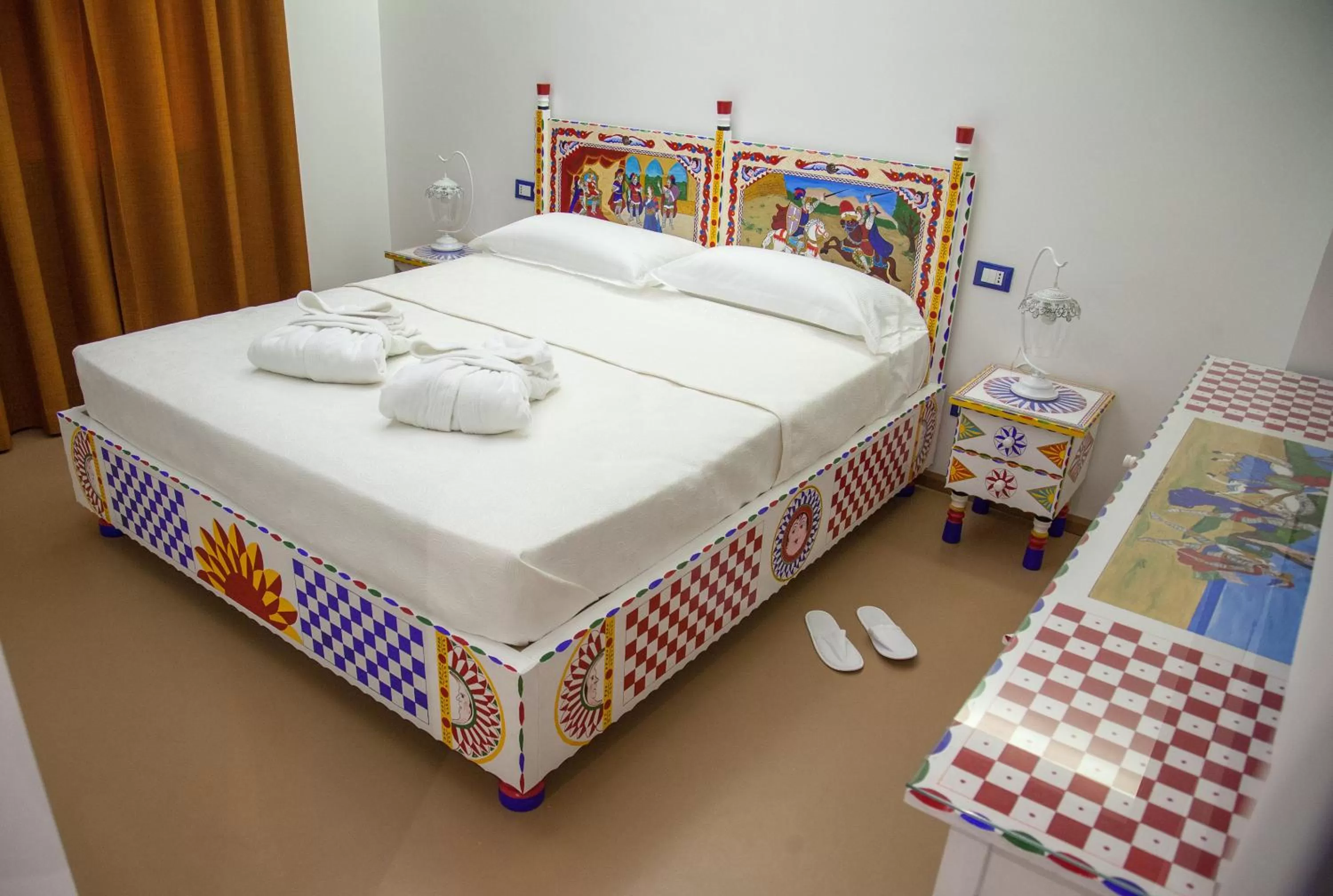 Photo of the whole room, Bed in Tra Le Braccia di Morfeo