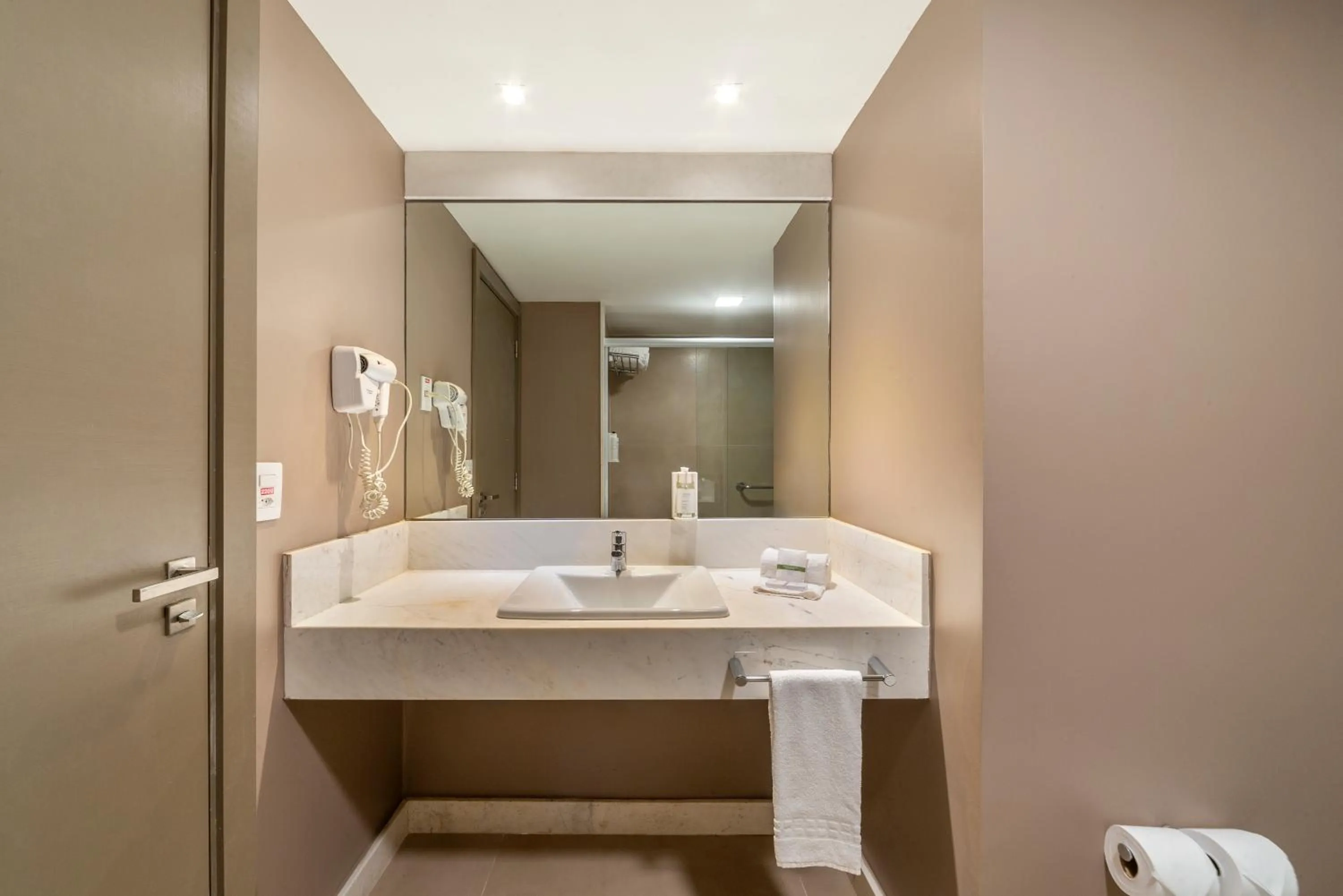 Bathroom in Laghetto Stilo Barra