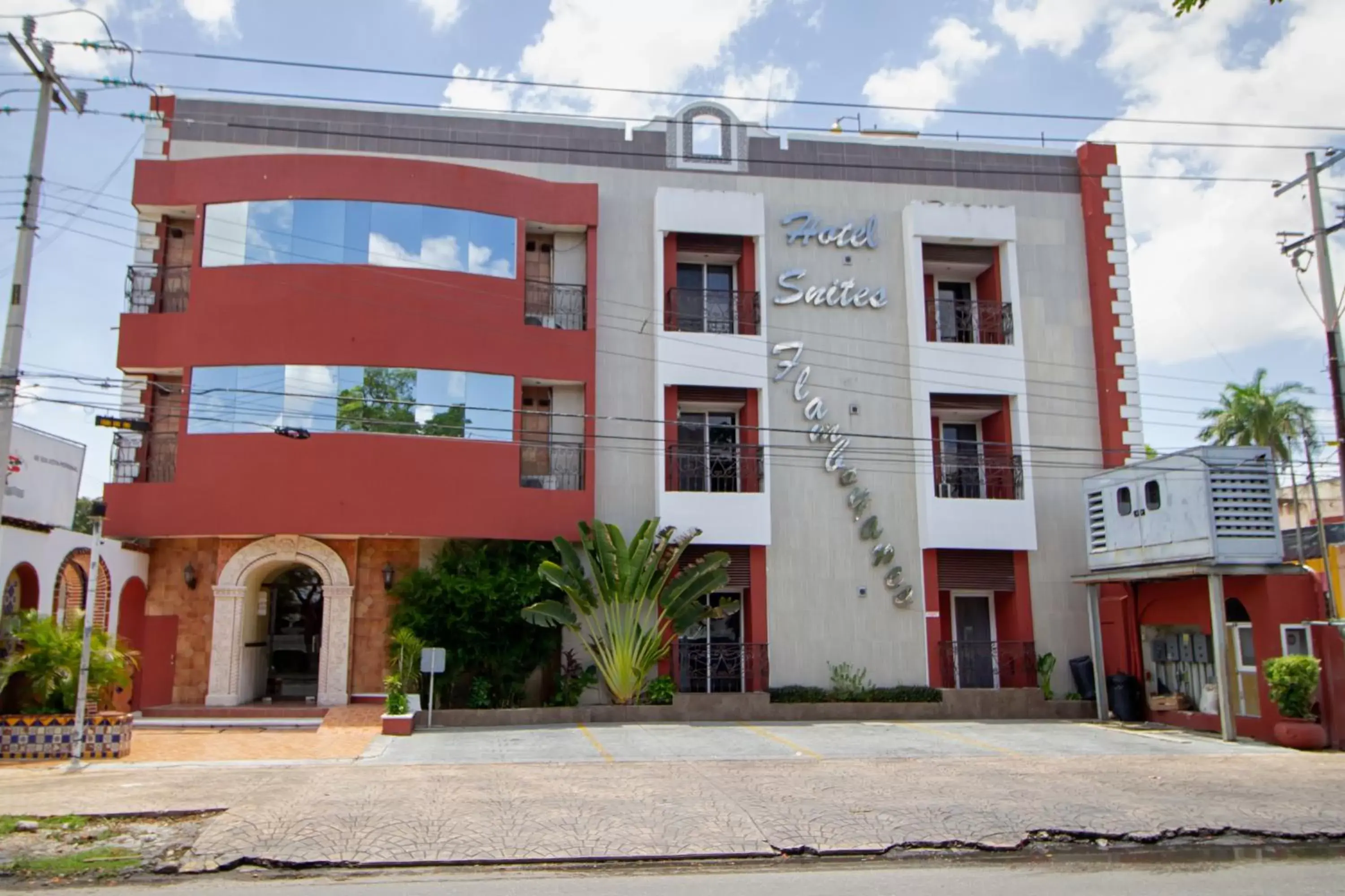 Facade/entrance, Property Building in Suites Flamboyanes