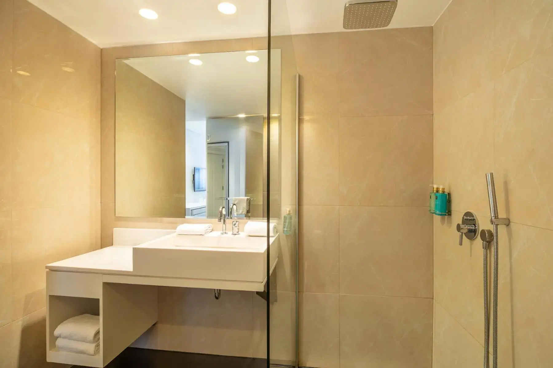 Shower, Bathroom in B-aparthotels Regent