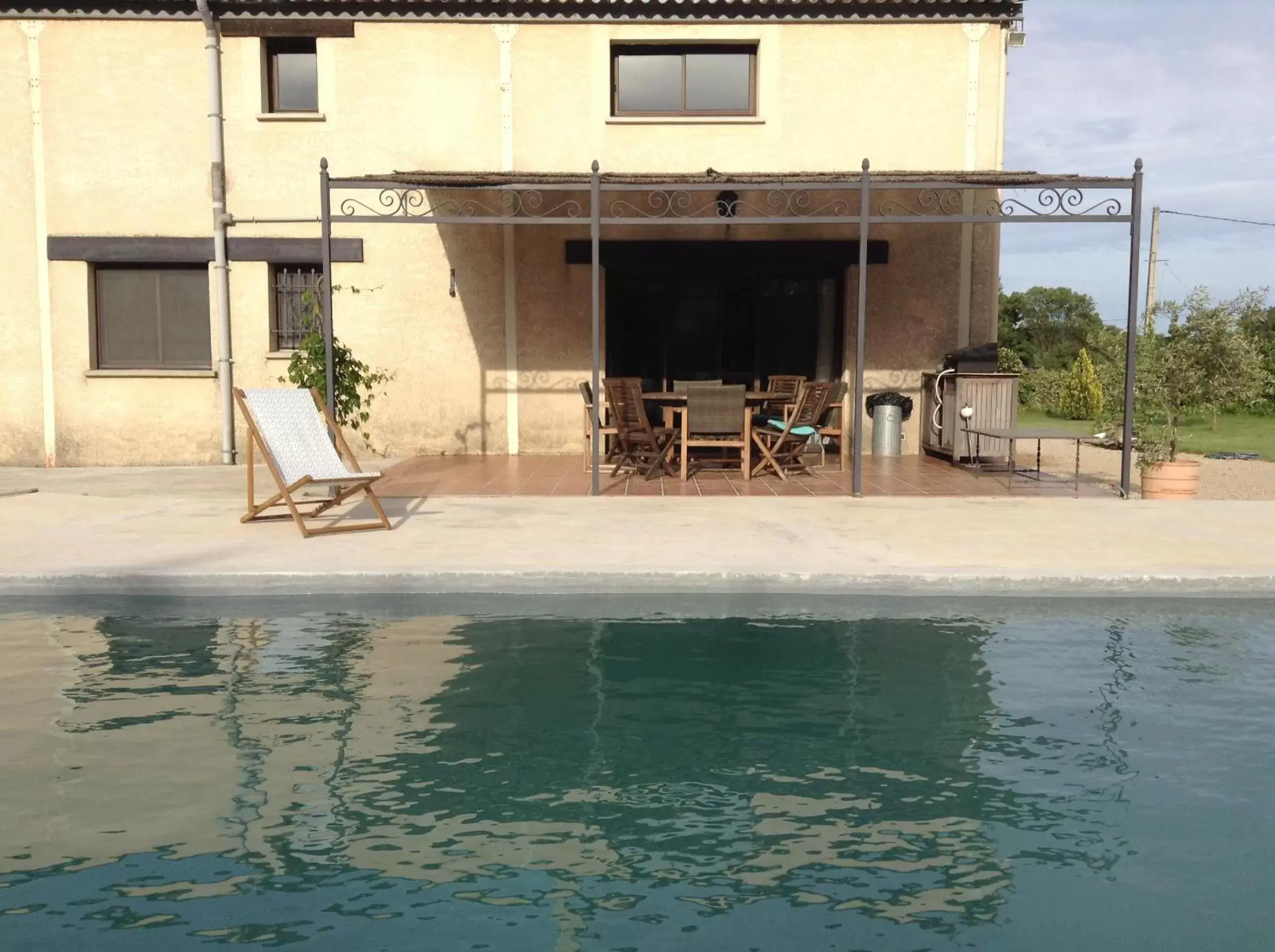 Patio in Le Mazet Chambre d'Hôtes