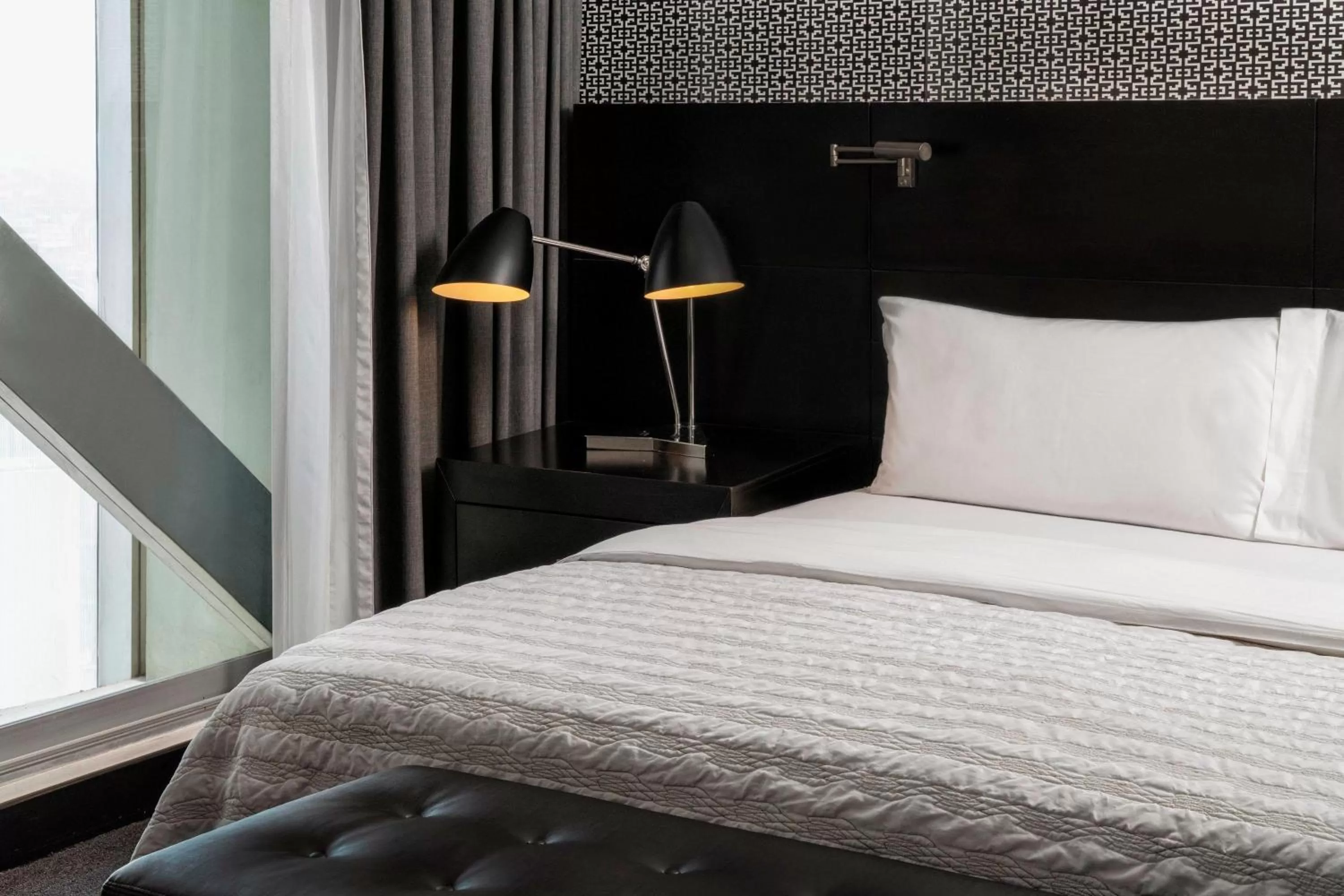 Bedroom, Bed in Le Méridien Mexico City Reforma