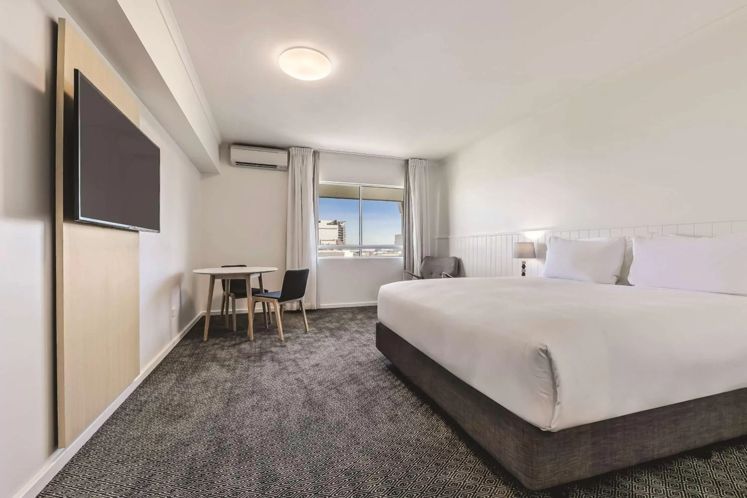 Bedroom in Travelodge Resort Darwin