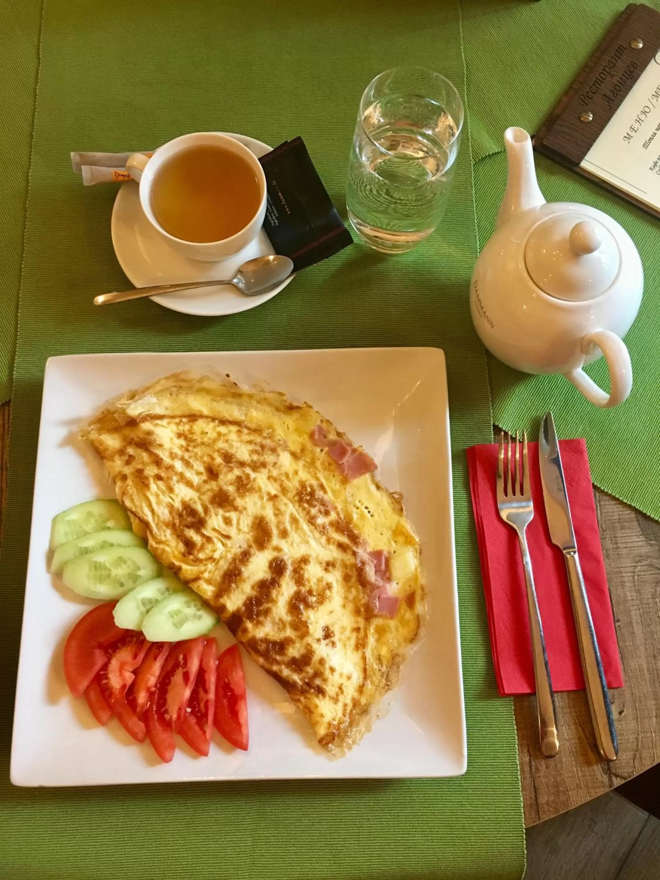 Food and drinks in Family Hotel Agoncev