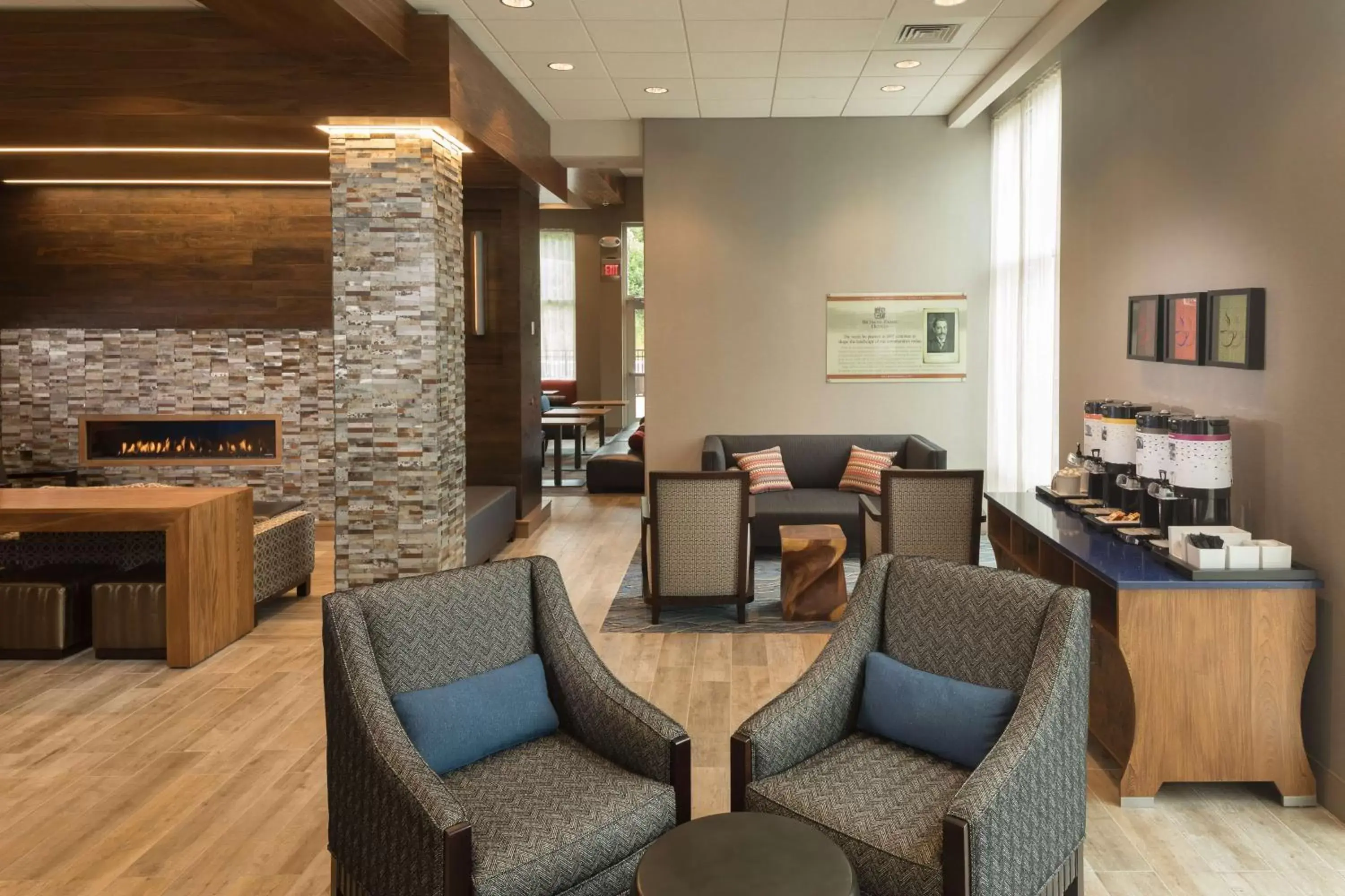 Lobby or reception in Hampton Inn & Suites-Asheville Biltmore Village, NC