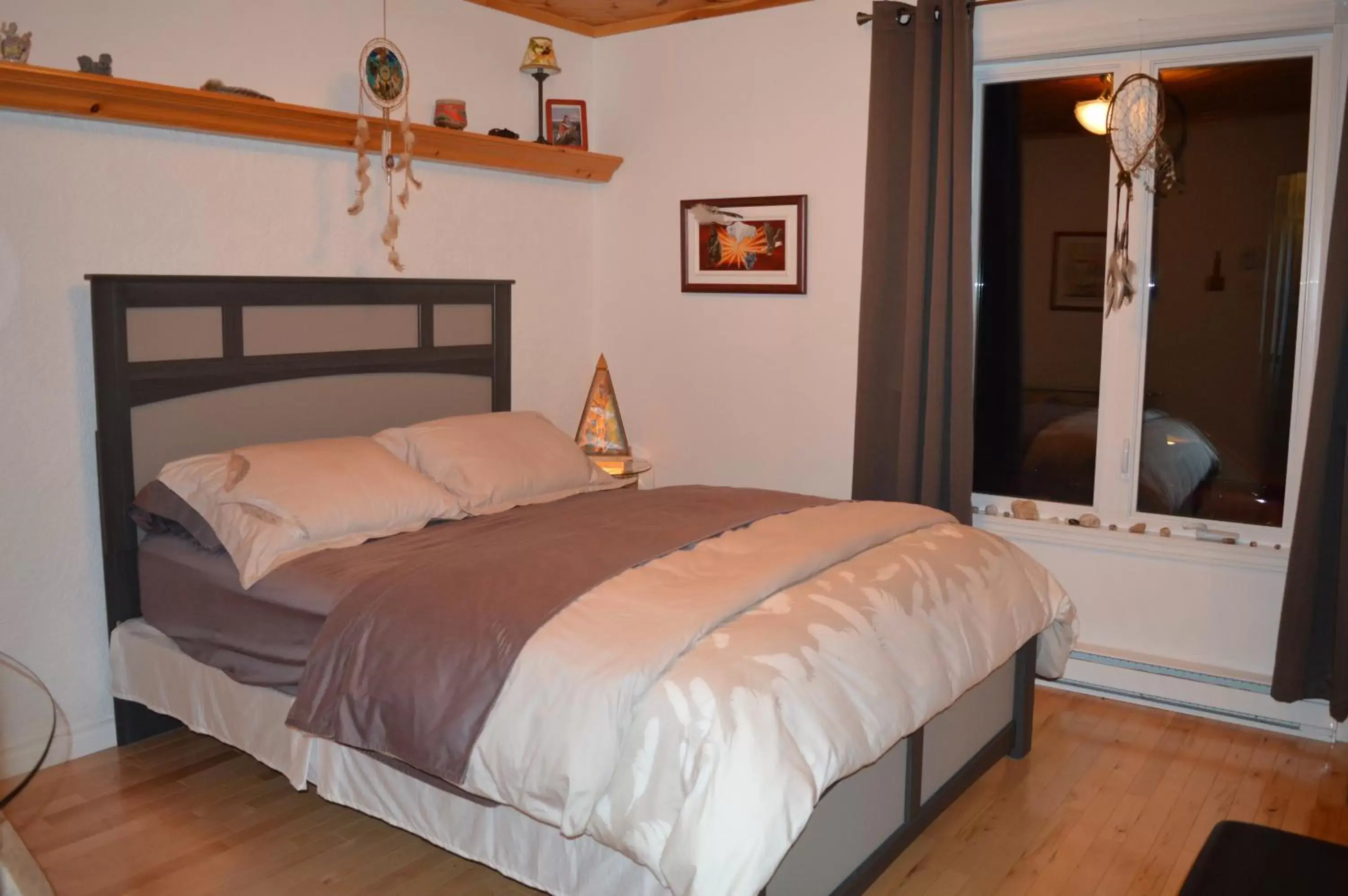 Classic Double Room in Gîte de la Montagne Enchantée Classic Double Room in Gîte de la Montagne Enchantée