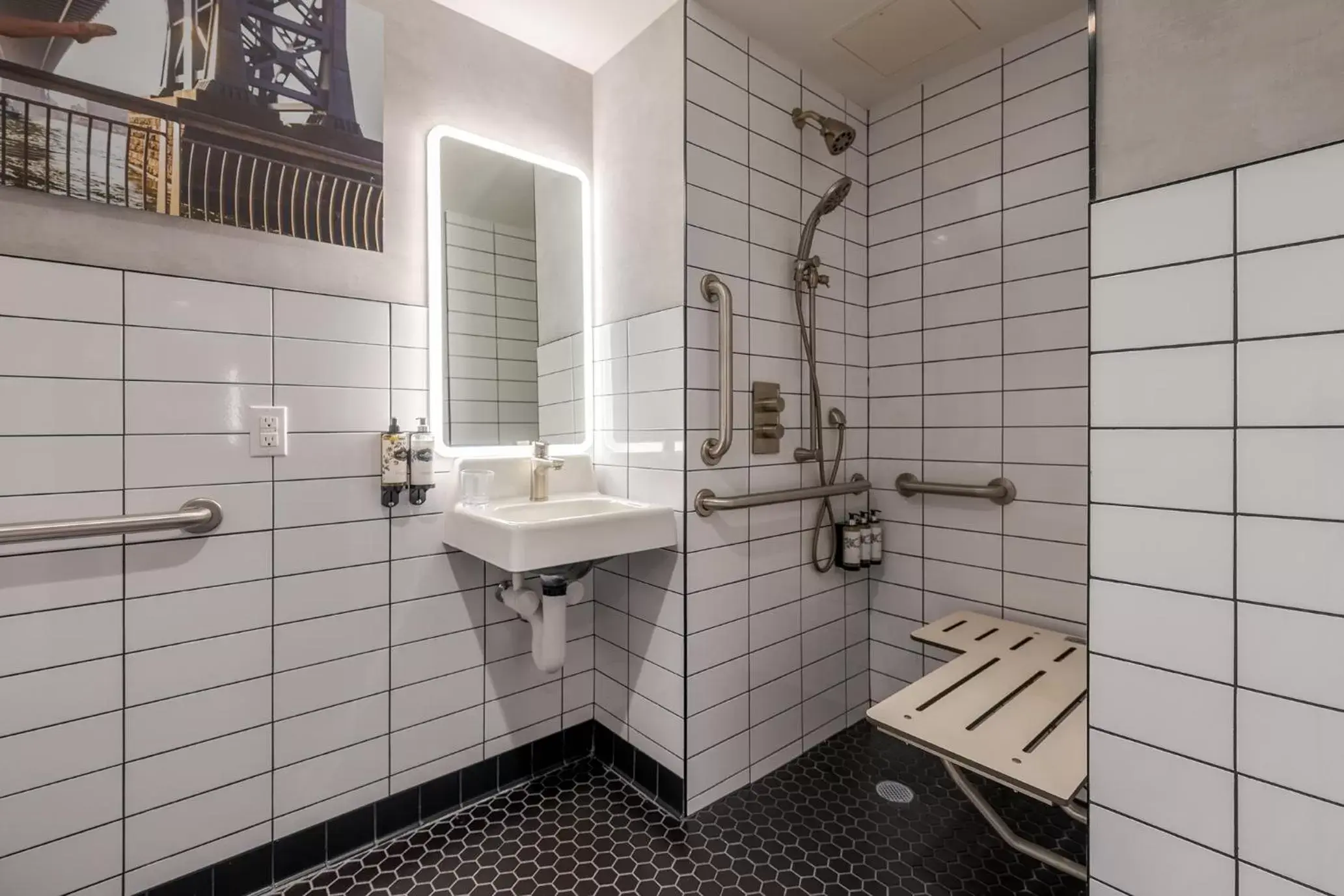 Shower, Bathroom in Pestana CR7 Times Square