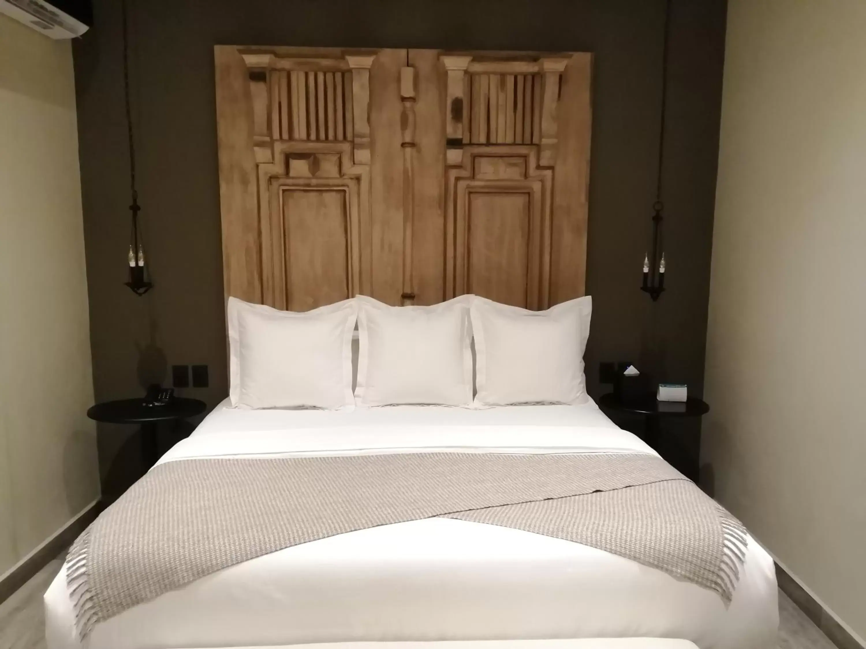 Bed in Hotel Bouquet (Adults Only)