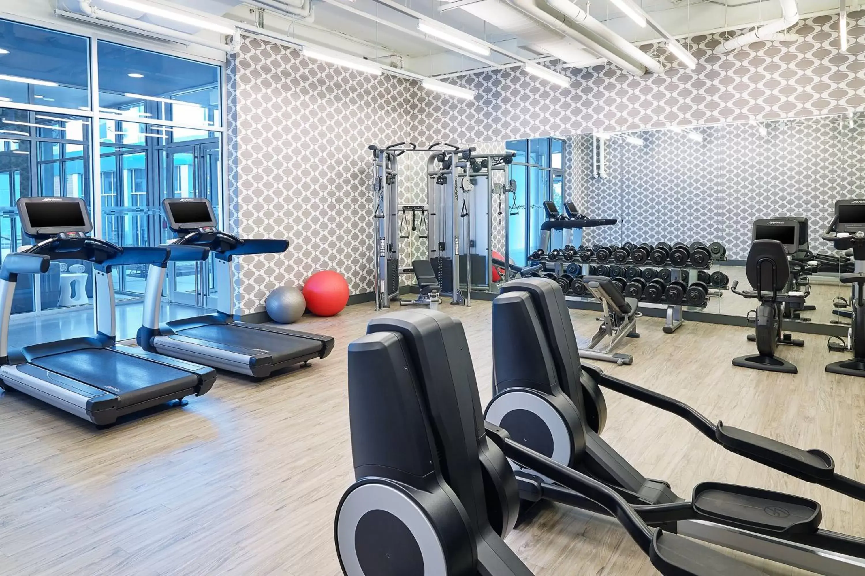 Area and facilities, Fitness Center/Facilities in Aloft Chicago O'Hare