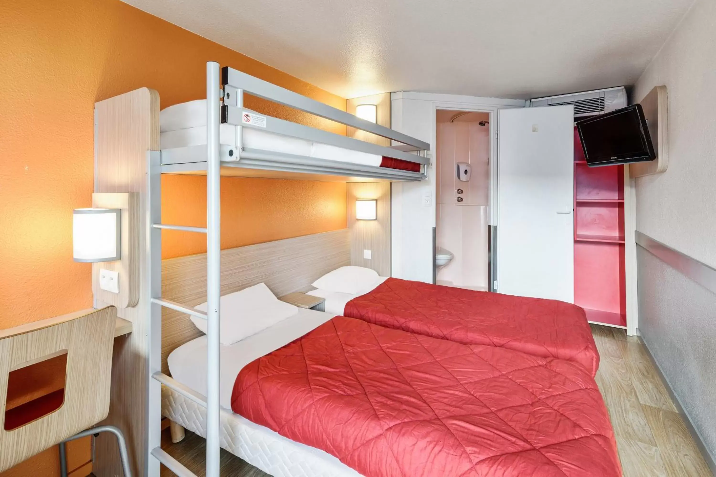 Bunk Bed in Premiere Classe Dijon Sud - Marsannay