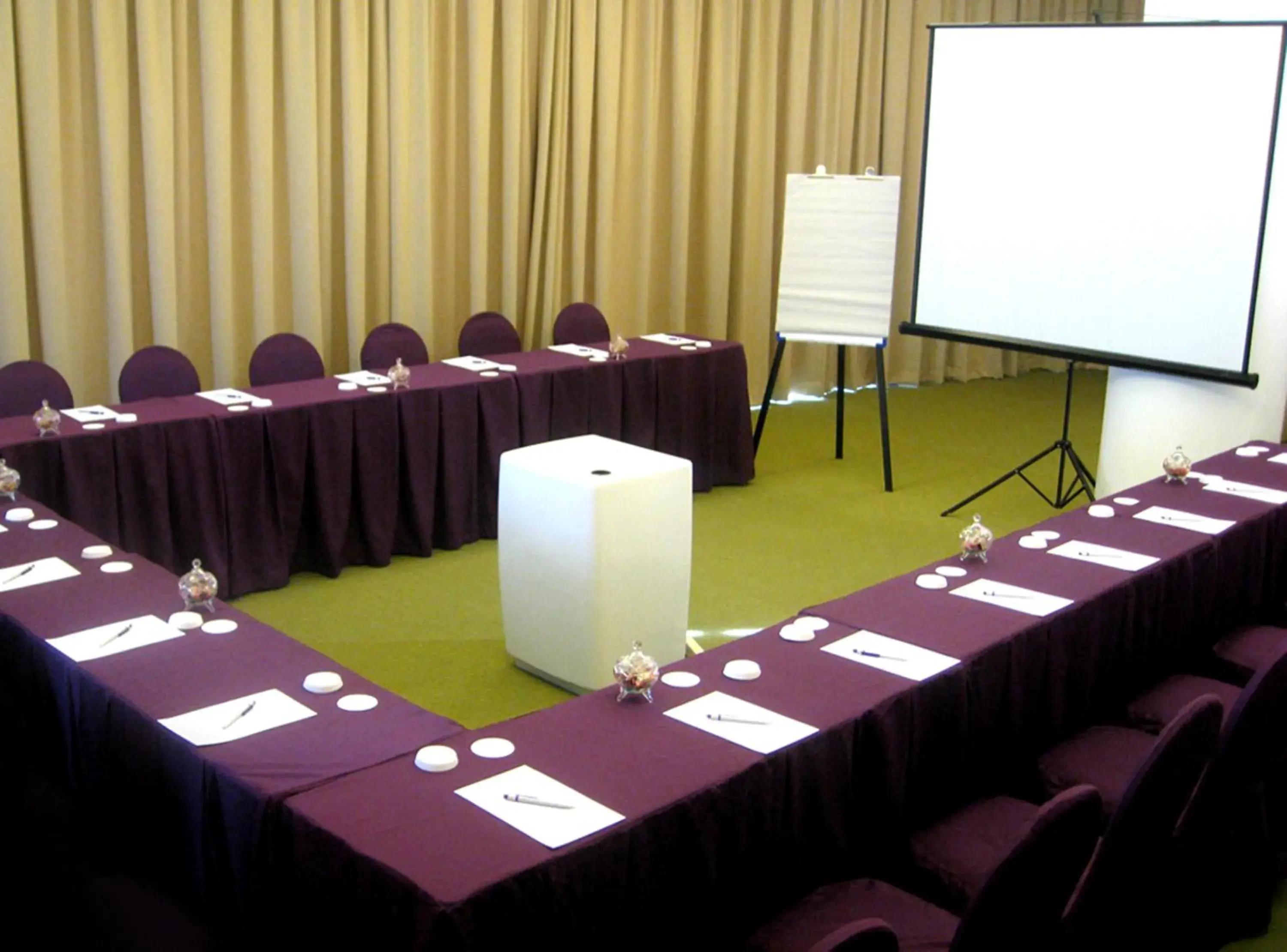 Business facilities, Business Area/Conference Room in Sensa Hotel Bandung