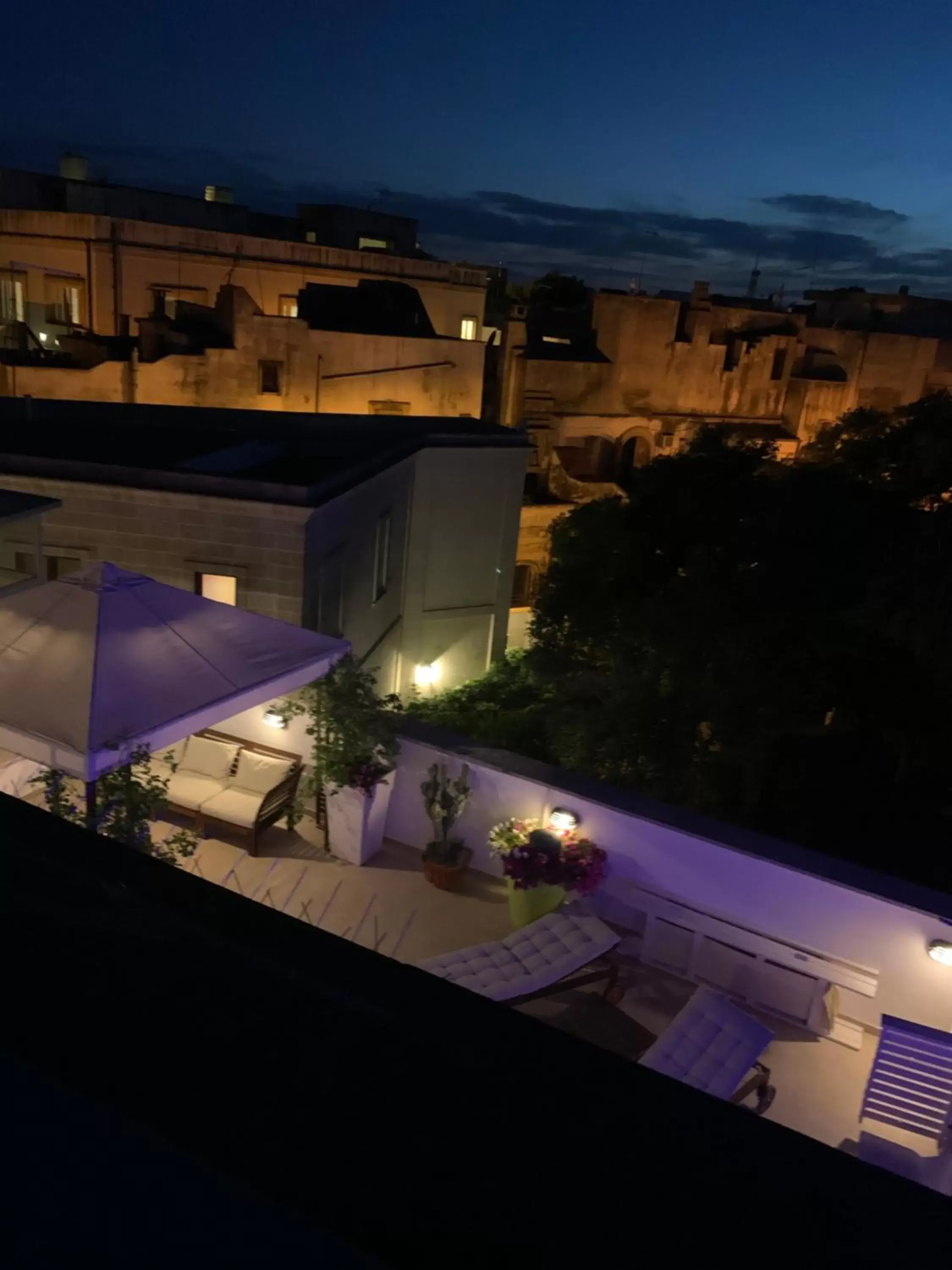 Balcony/Terrace, Pool View in Sine Tempore B&B