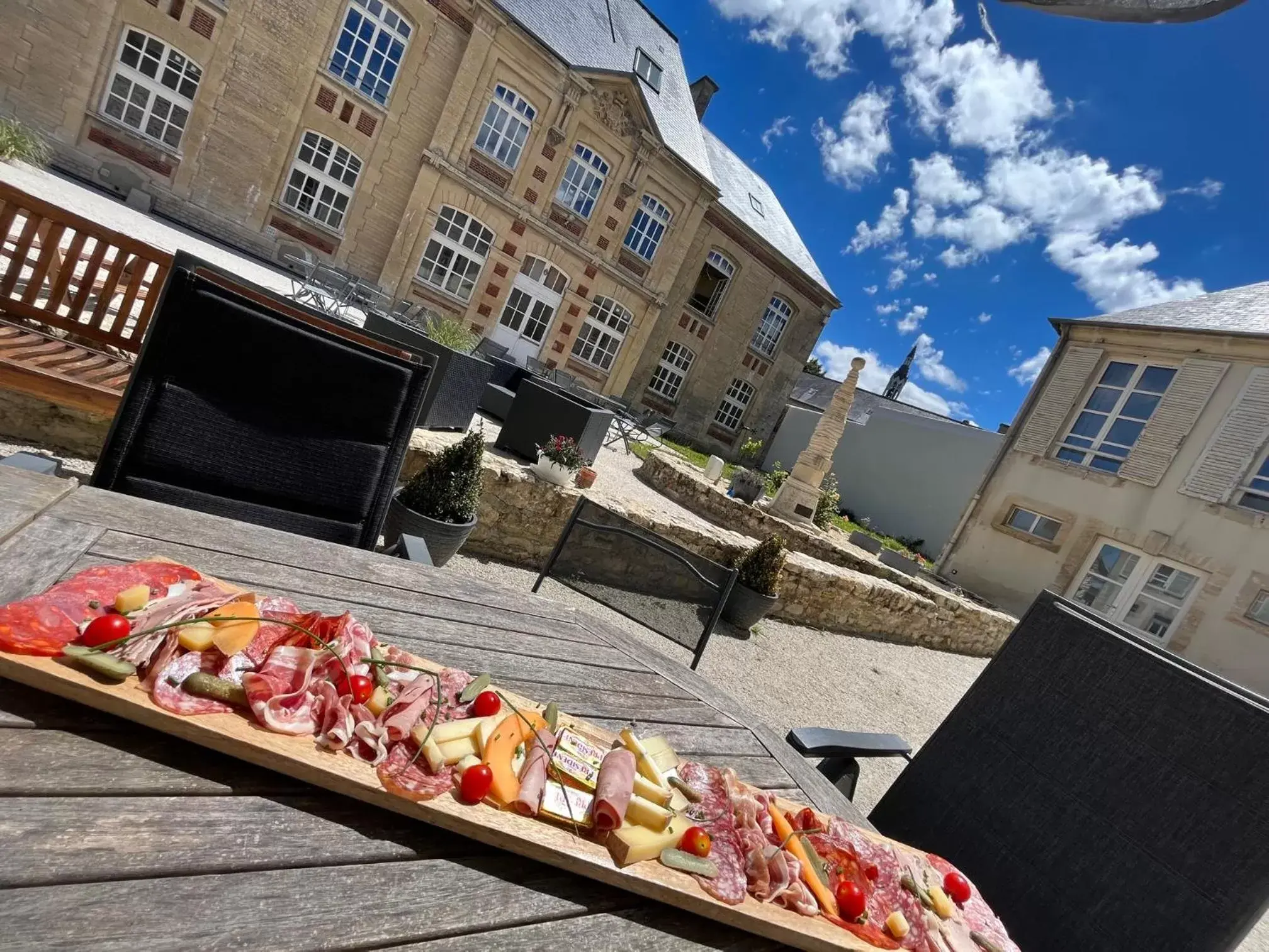 Lounge or bar in Belle Normandy