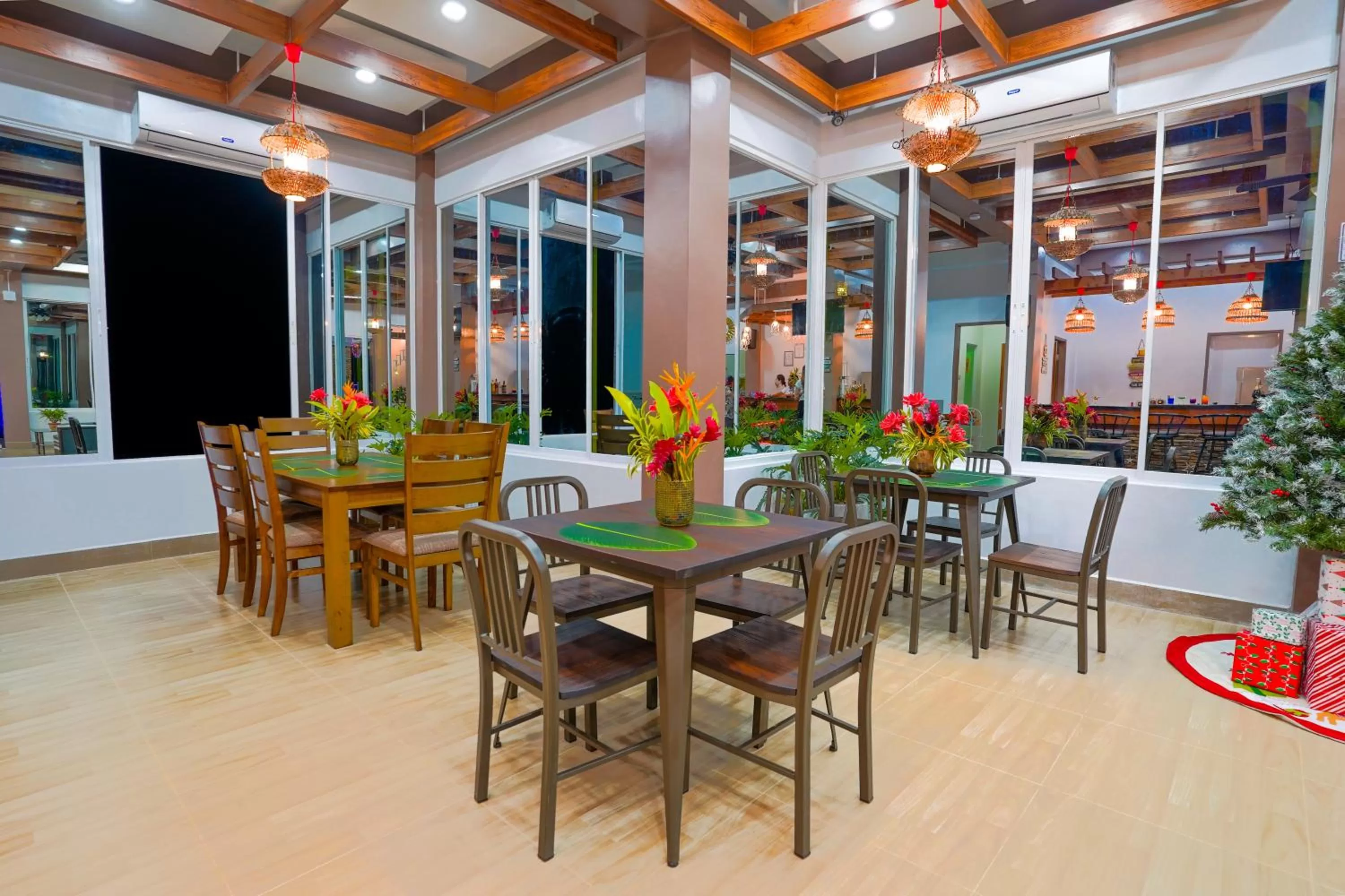 Restaurant/places to eat in MS Mountain Cabin