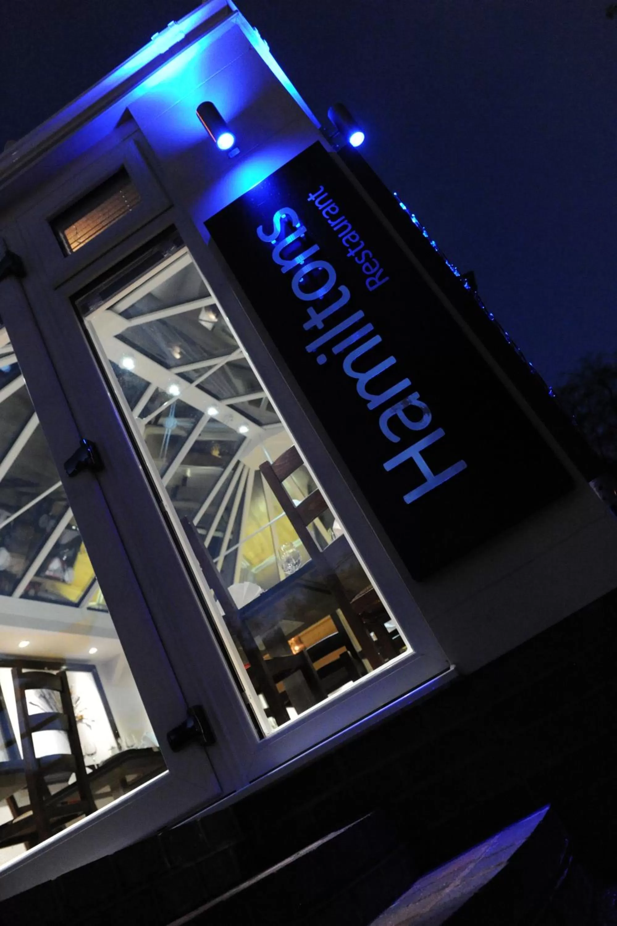 Facade/entrance in A Park View Hotel