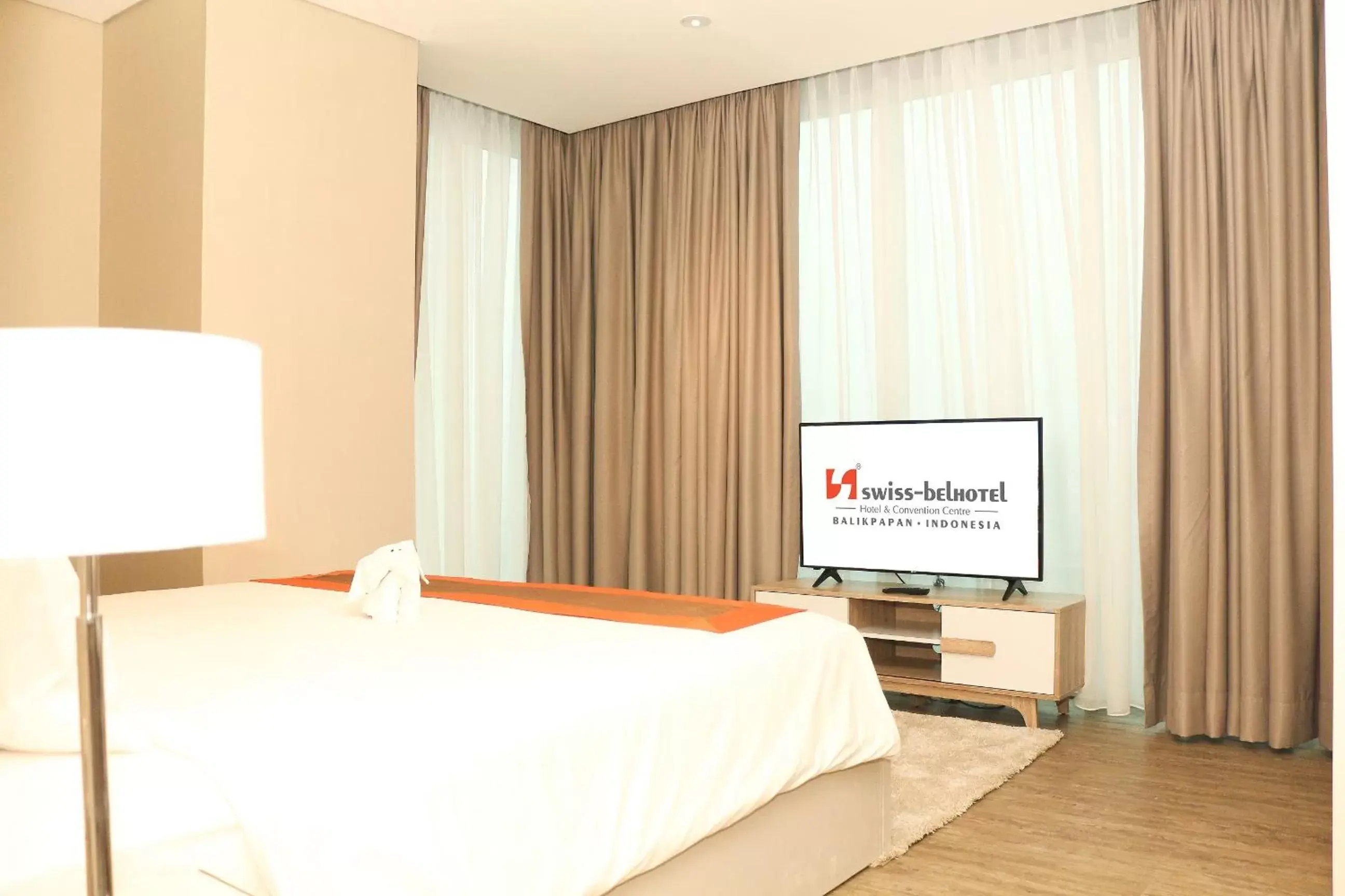 Bedroom, Bed in Swiss-Belhotel Balikpapan