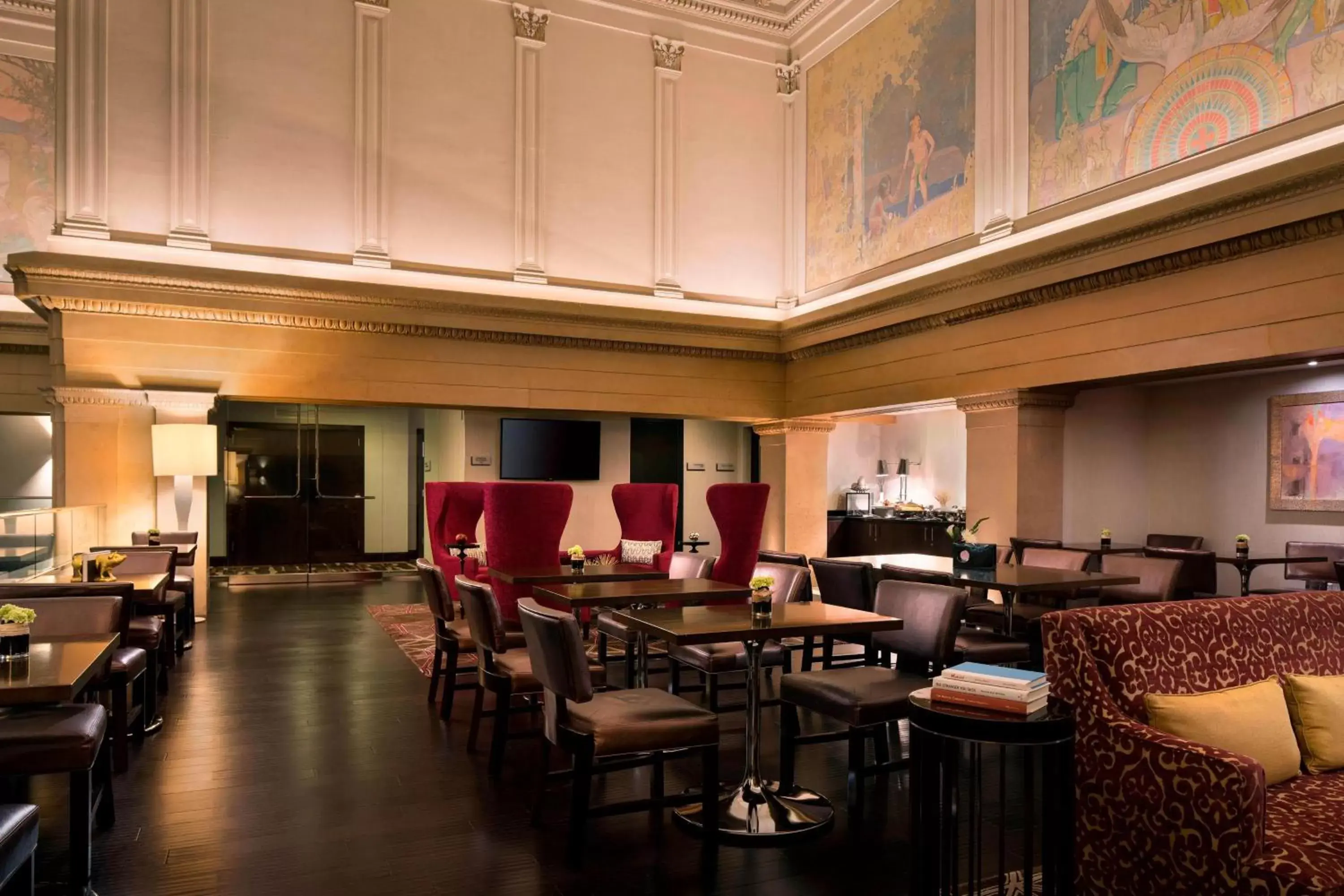 Lobby or reception, Restaurant/Places to Eat in Renaissance Denver Downtown City Center Hotel