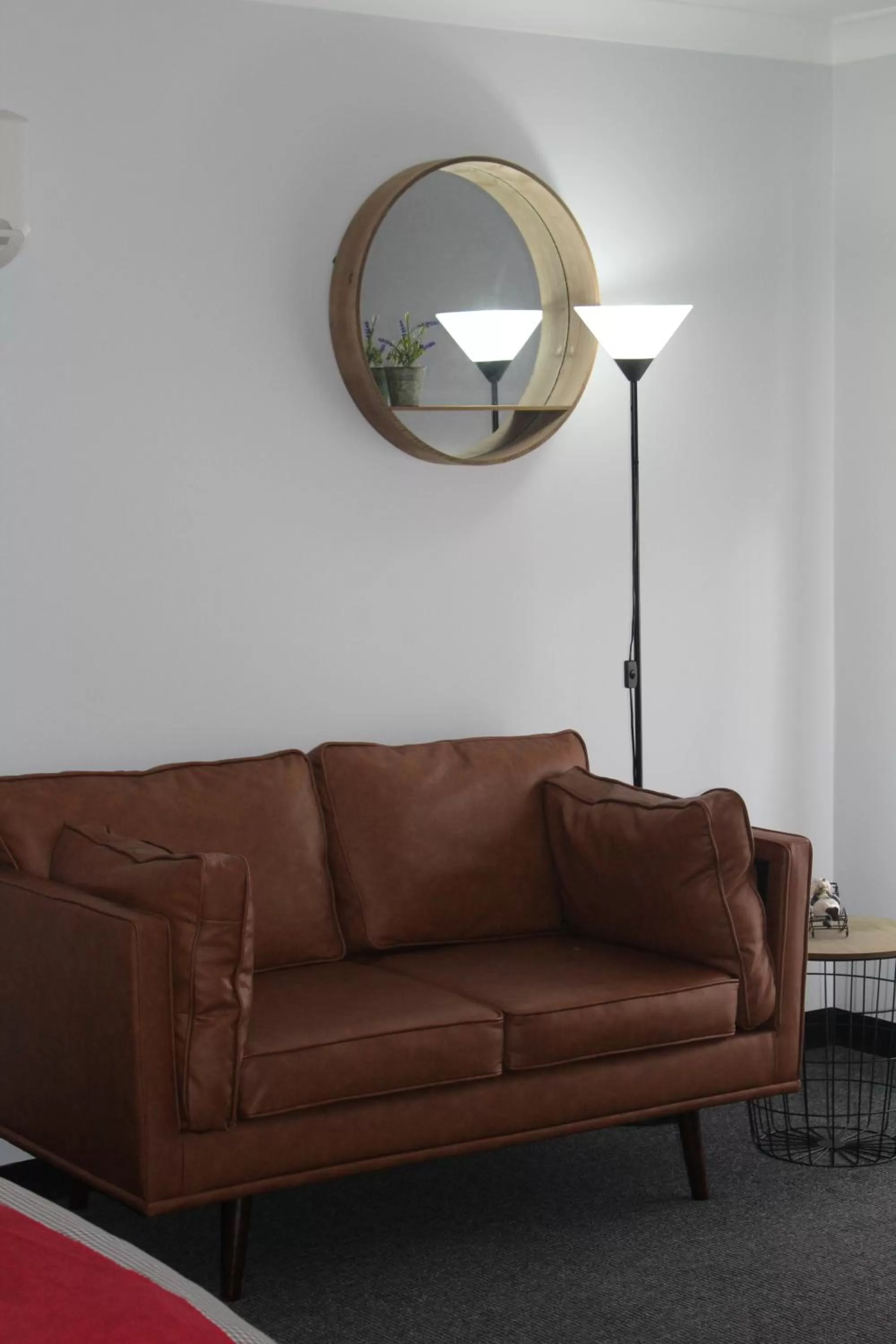 Seating area in Shearing Shed Motor Inn