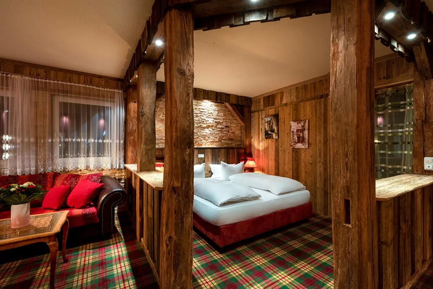 Photo of the whole room, Bed in Wellnesshotel Seeschlößchen - Privat- Spa & Naturresort