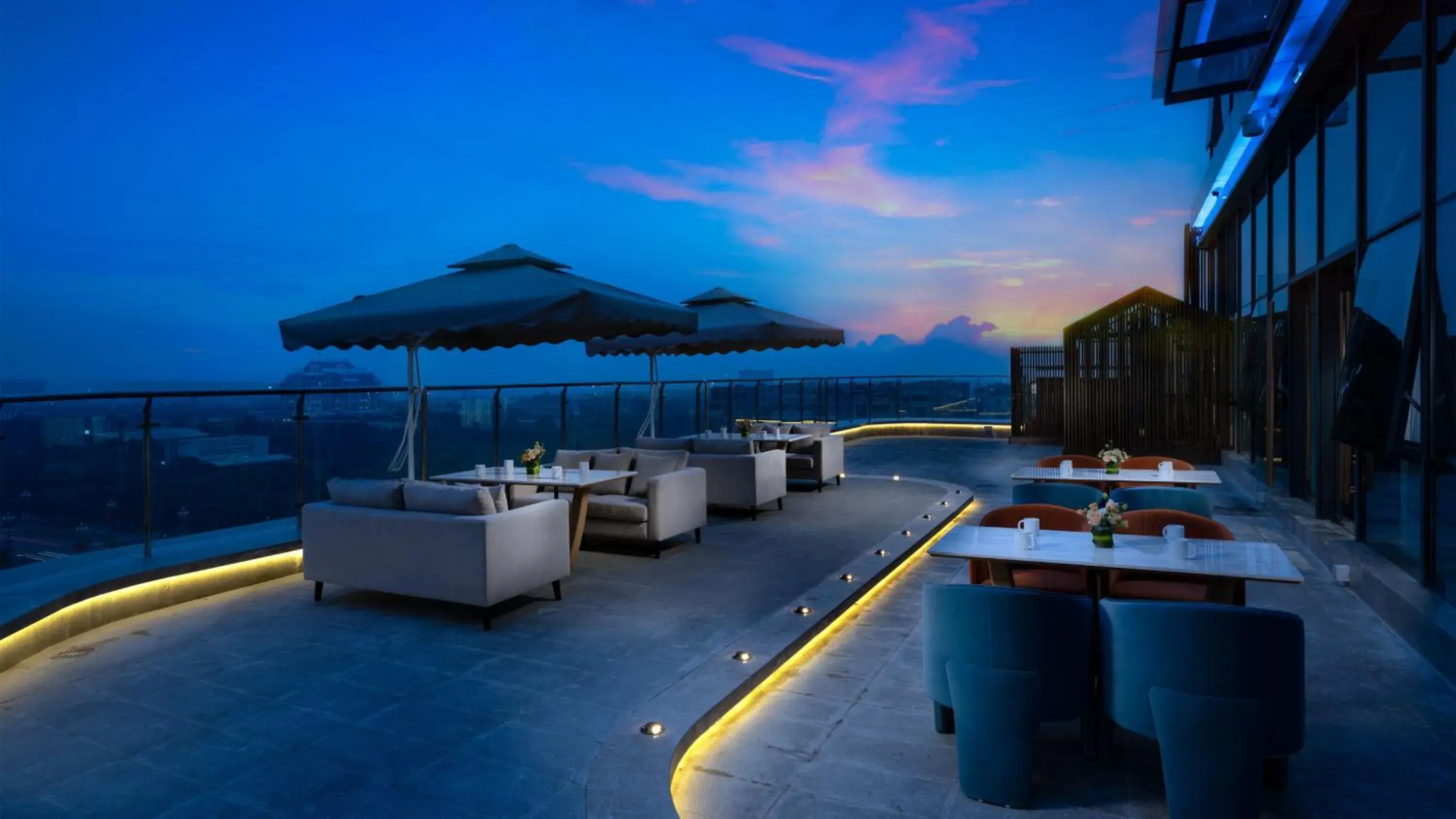 Restaurant/places to eat in Holiday Inn Express Chengdu Pidu by IHG Restaurant/places to eat in Holiday Inn Express Chengdu Pidu by IHG