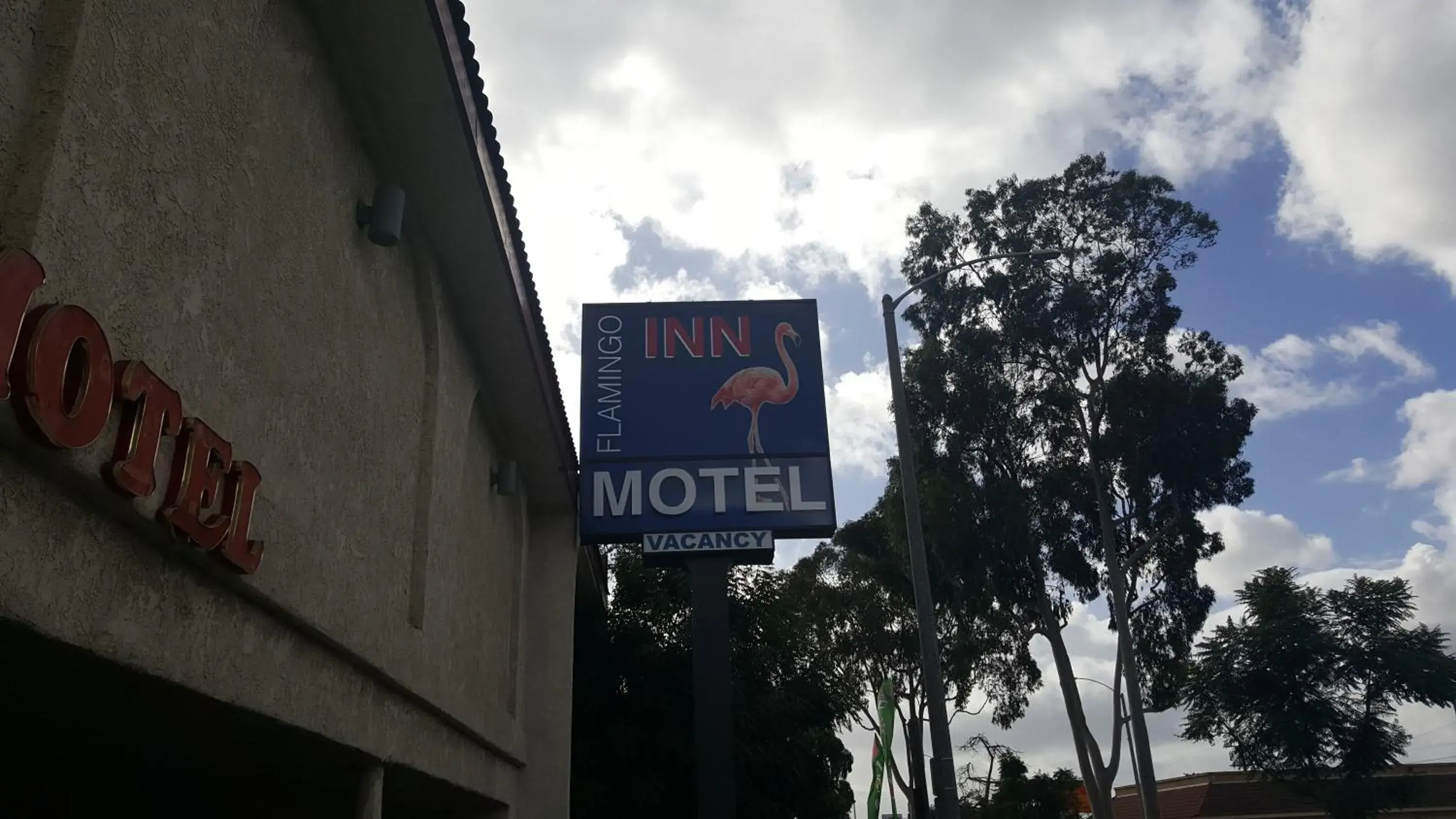 Property building, Property Logo/Sign in Flamingo Inn Long Beach