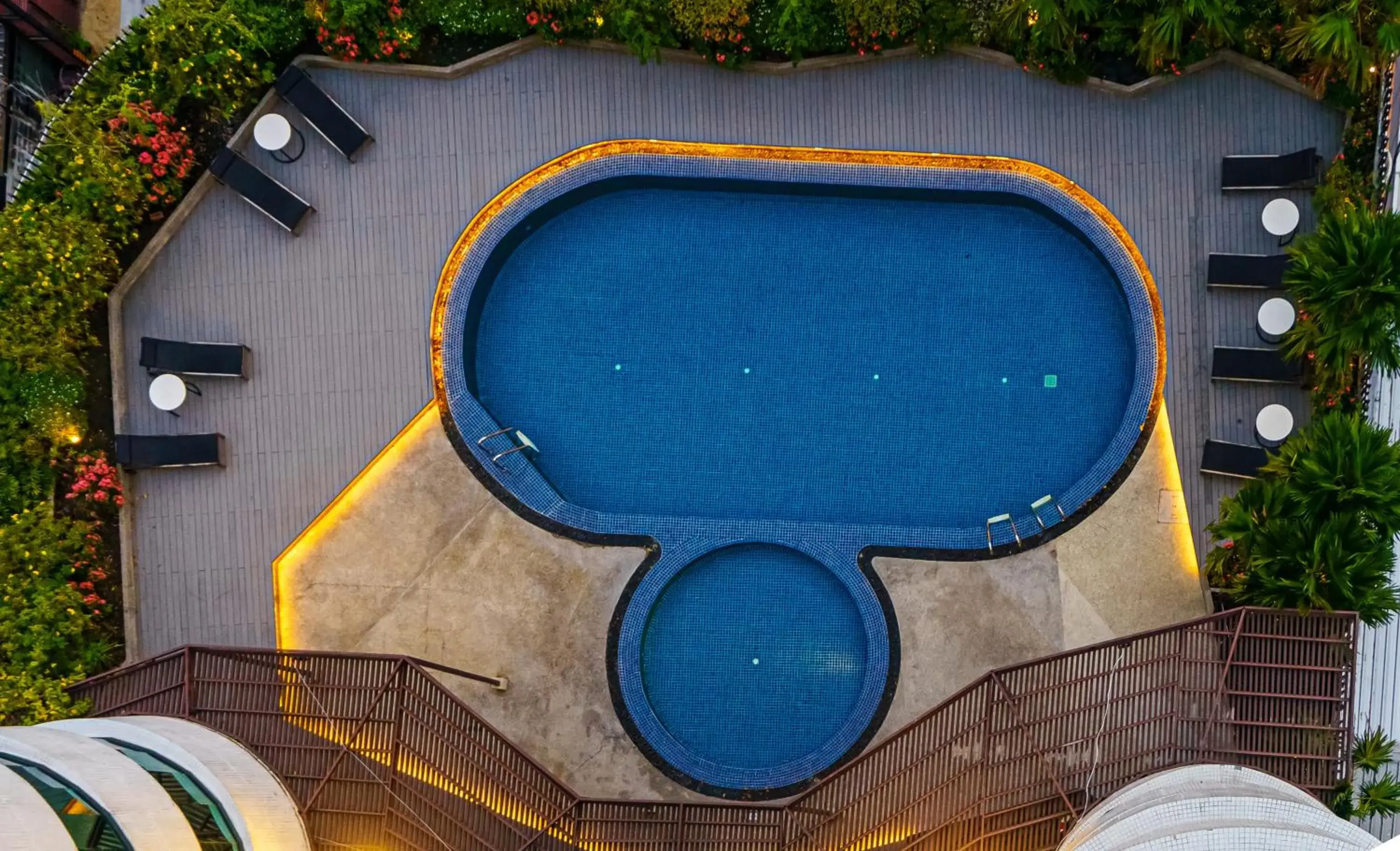 Swimming pool, Pool View in A-One Bangkok Hotel