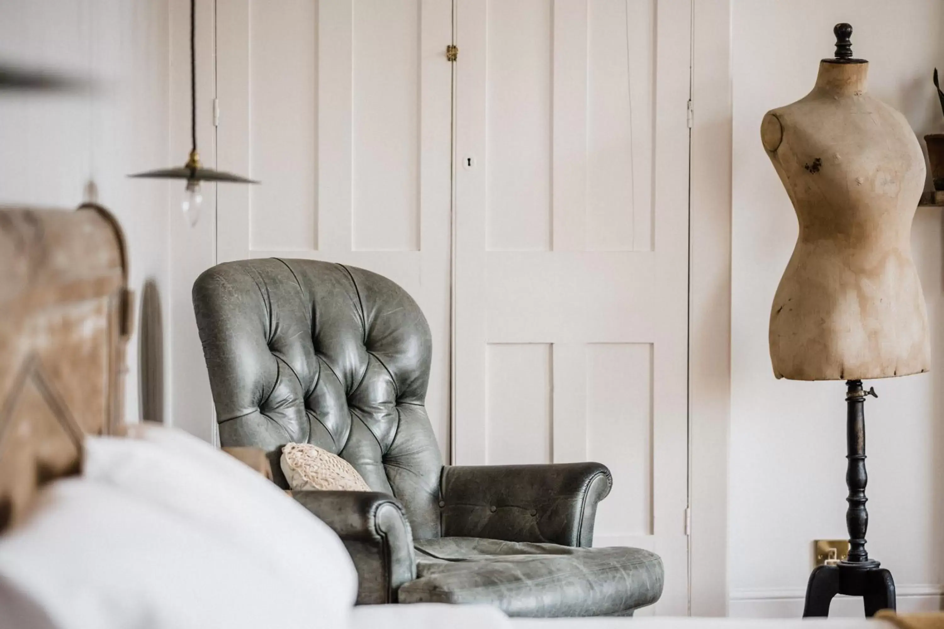 Bedroom, Seating Area in The Crooked Swan