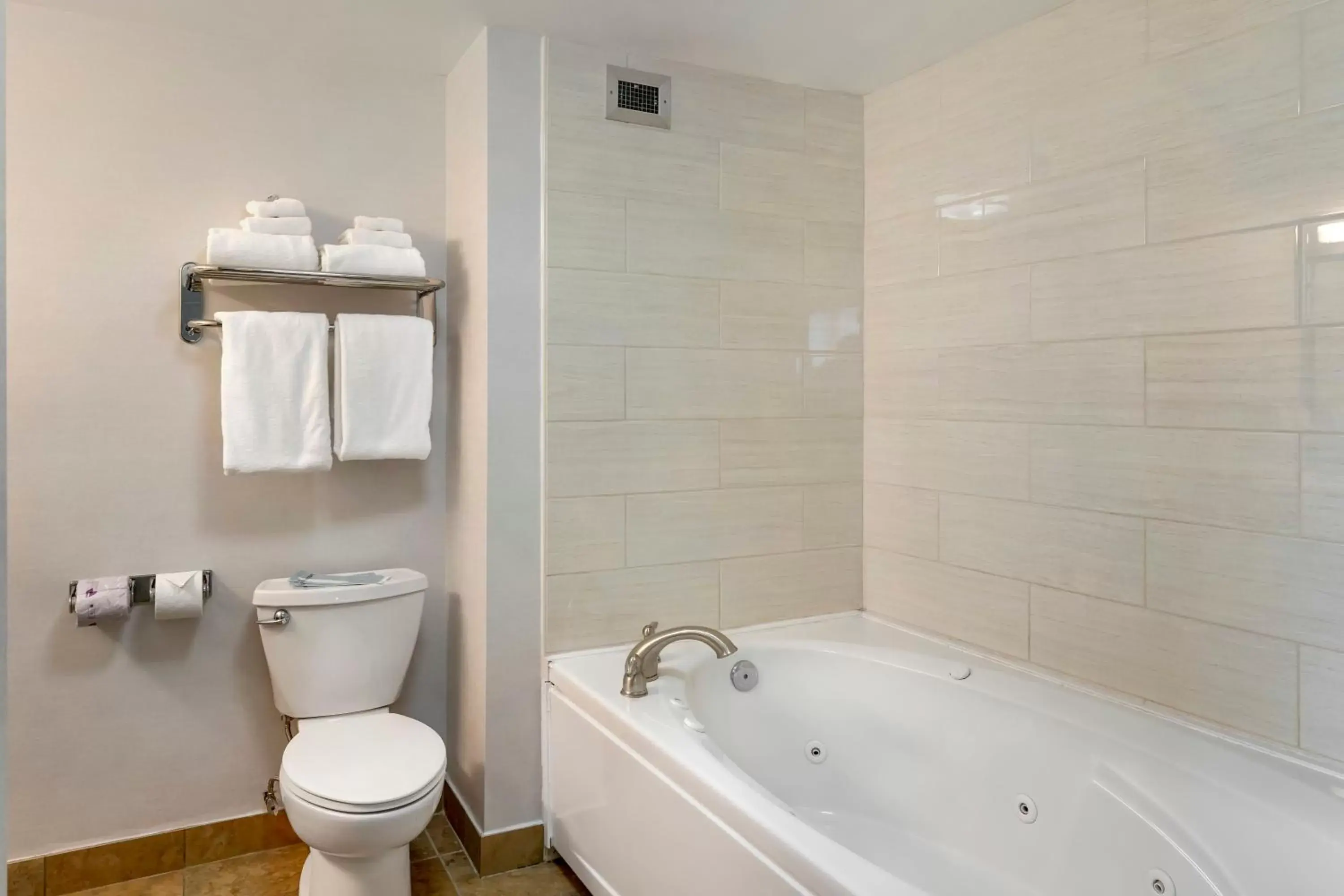 Bathroom in Comfort Inn & Suites Watertown