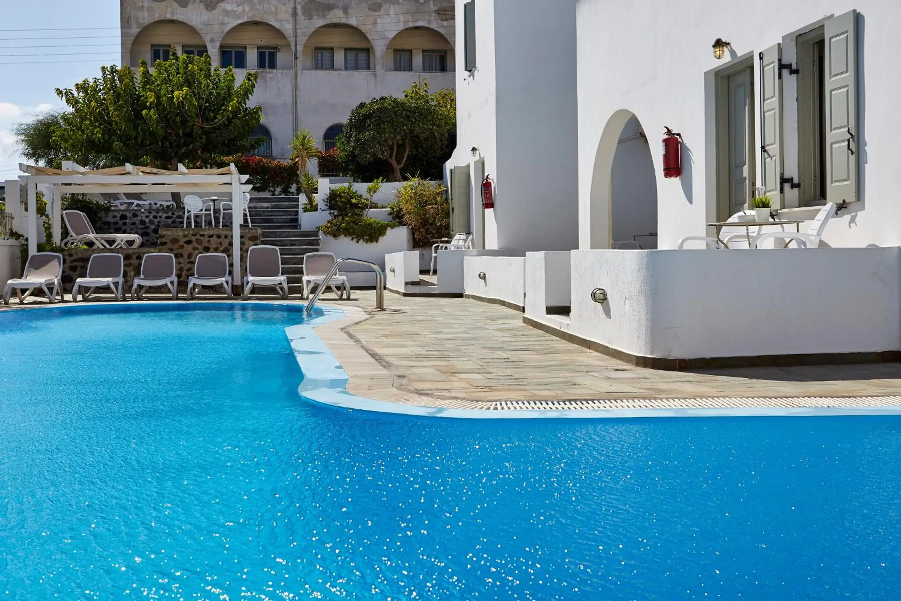 Time of day, Swimming Pool in Nissos Thira
