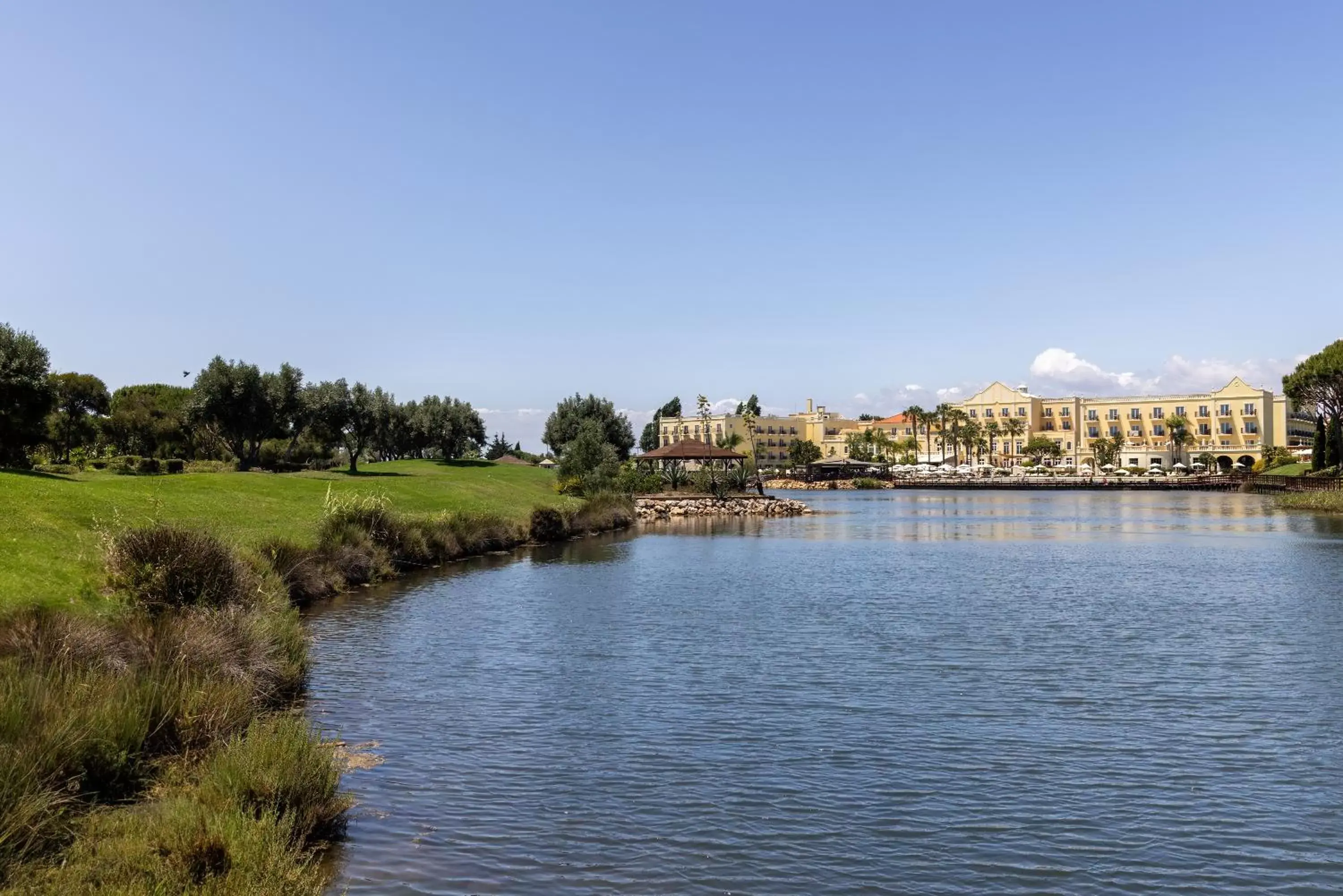 Lake view in Domes Lake Algarve, Autograph Collection