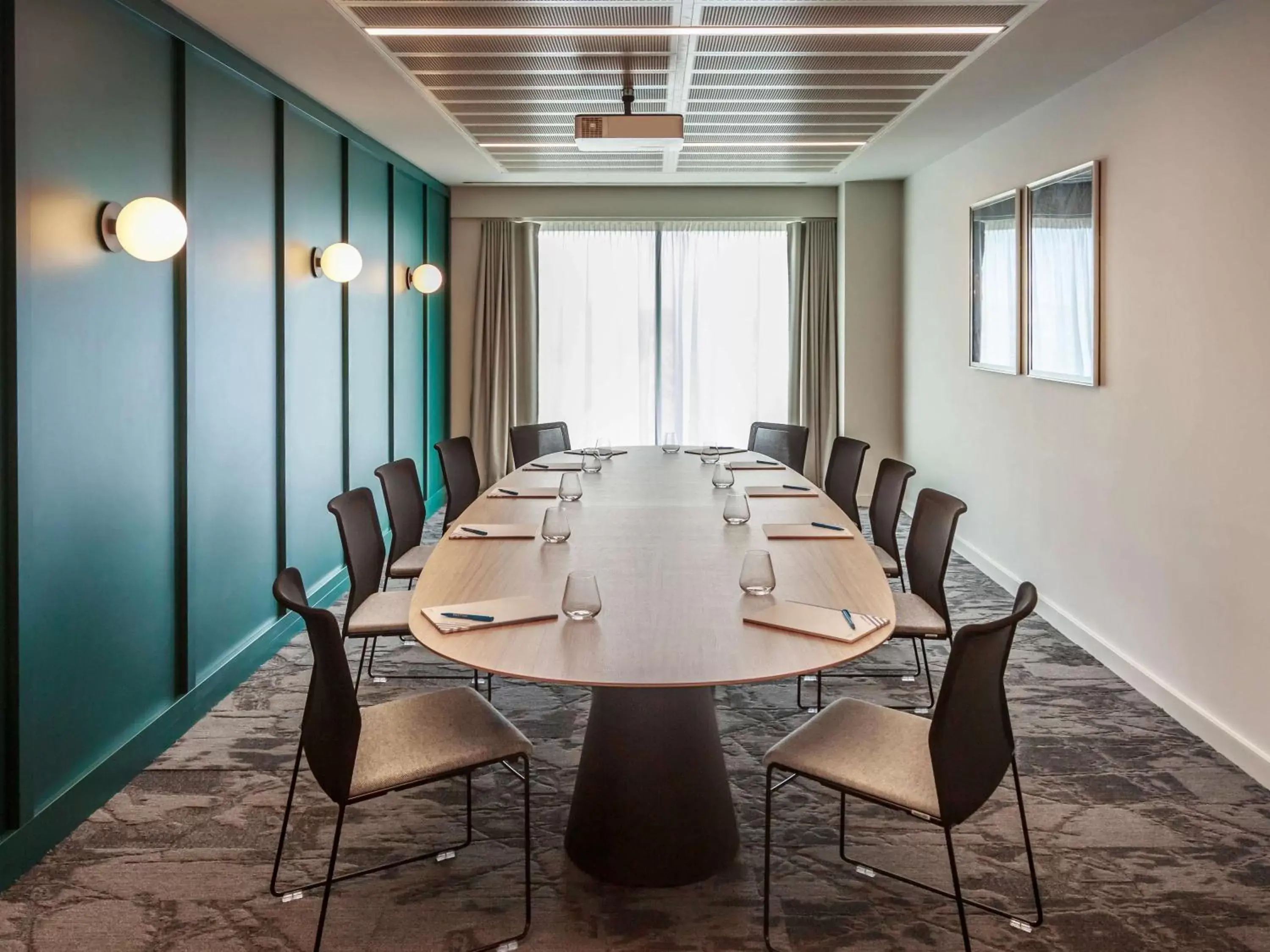 Meeting/conference room in Novotel Cambridge North