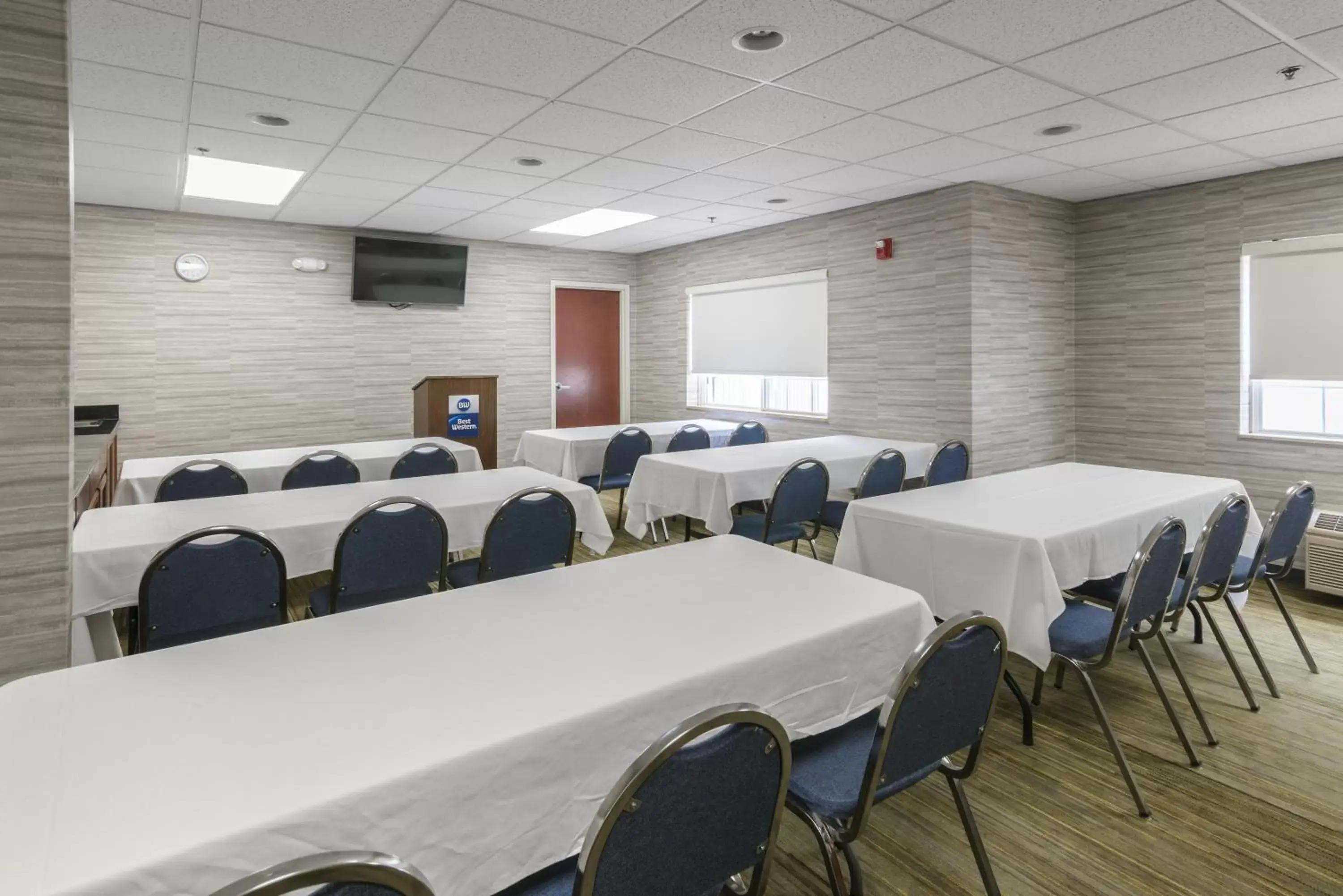 Meeting/conference room in Best Western Concord Inn and Suites