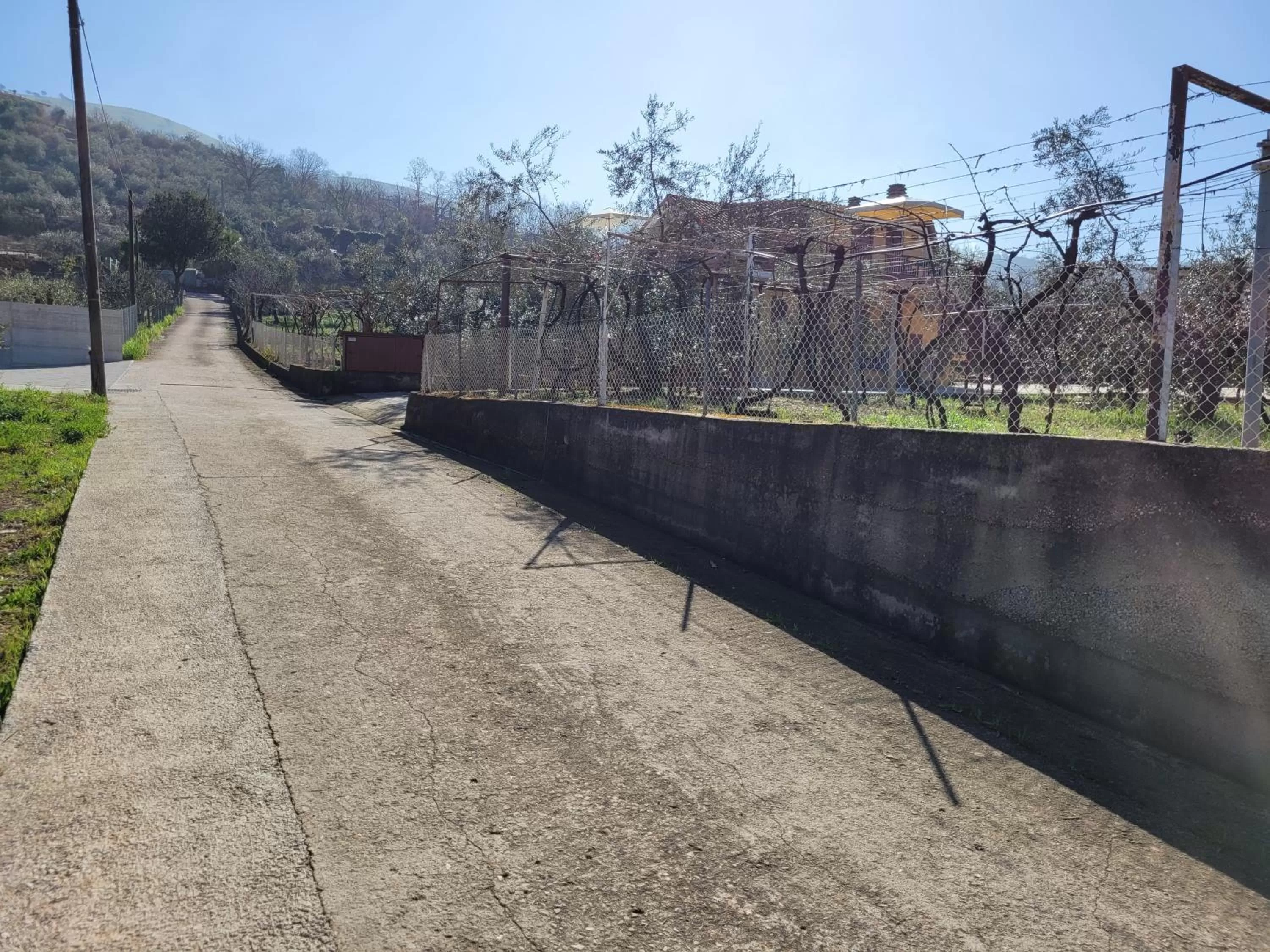 Alloggio turistico Magnifico Alessandro Valle Bernardo 04025 Lenola nei pressi di Fondi LT