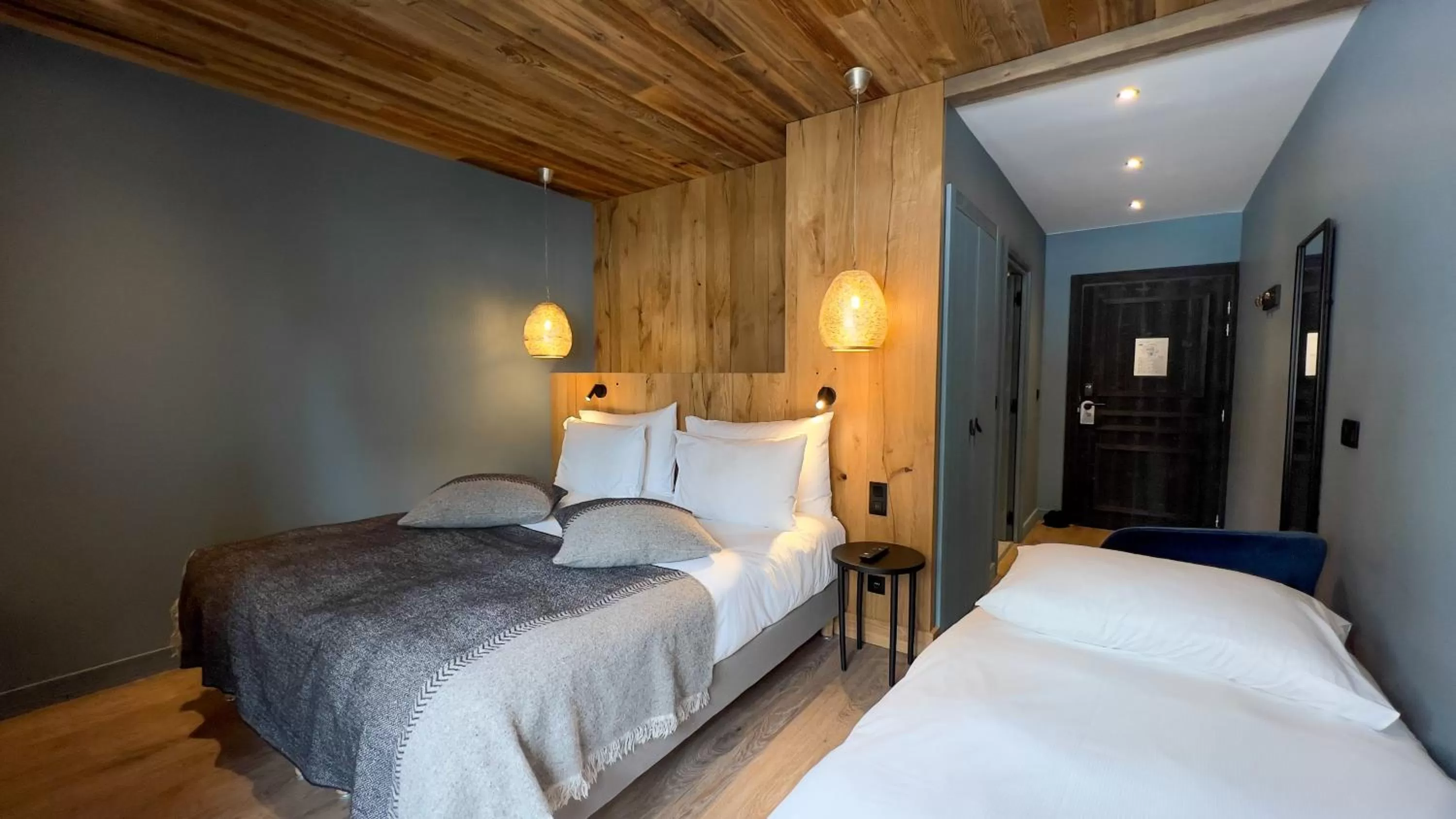 Bed in Hotel MONT-BLANC VAL D'ISERE