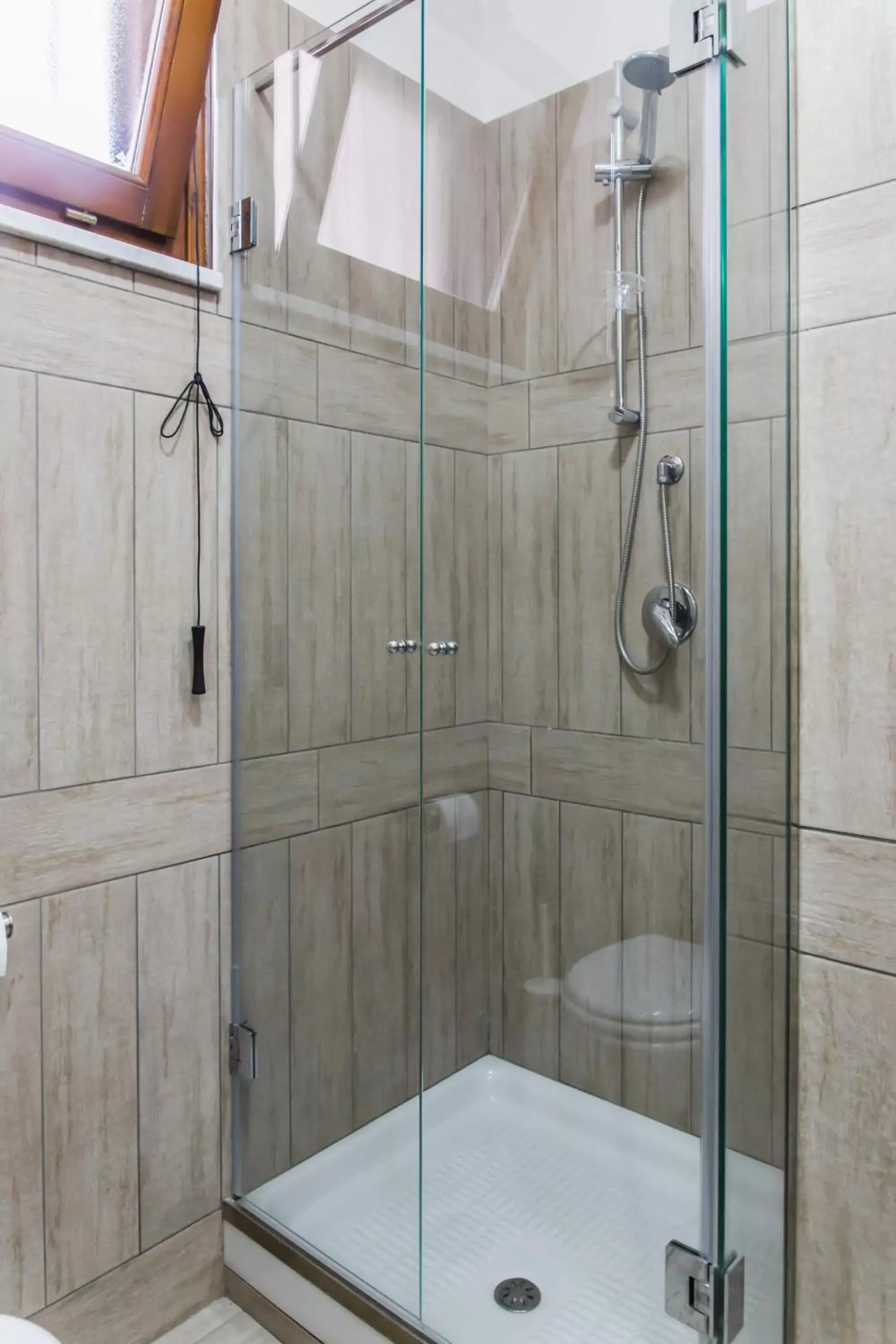 Shower, Bathroom in Palazzo Archeo