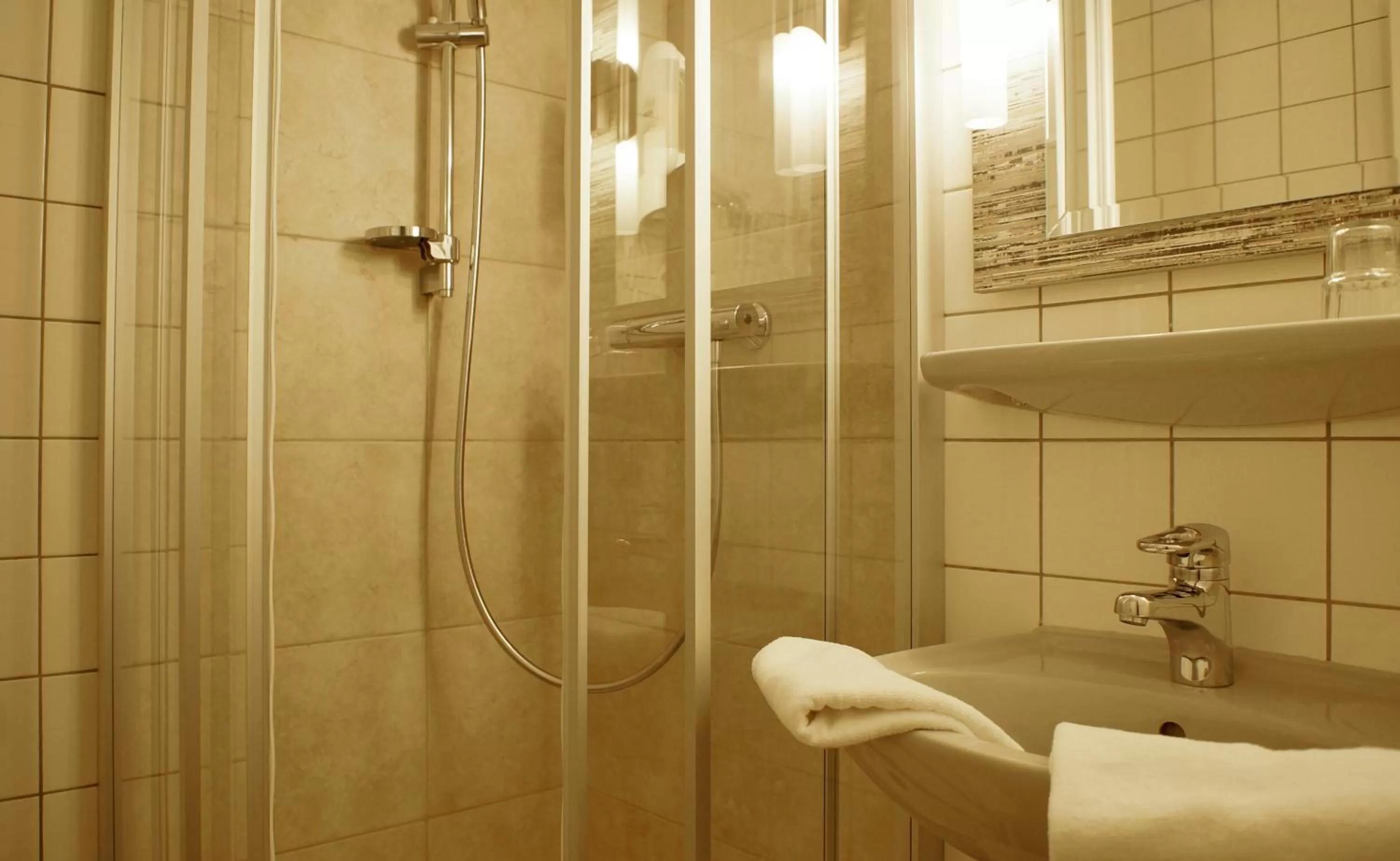 Bathroom in Hotel Am Obermarkt