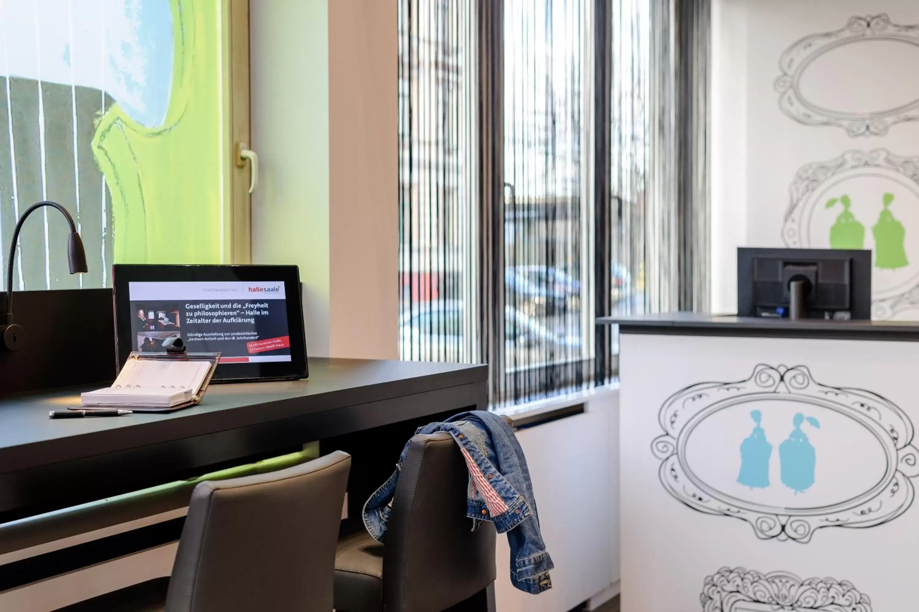 Lobby or reception in ibis Styles Halle