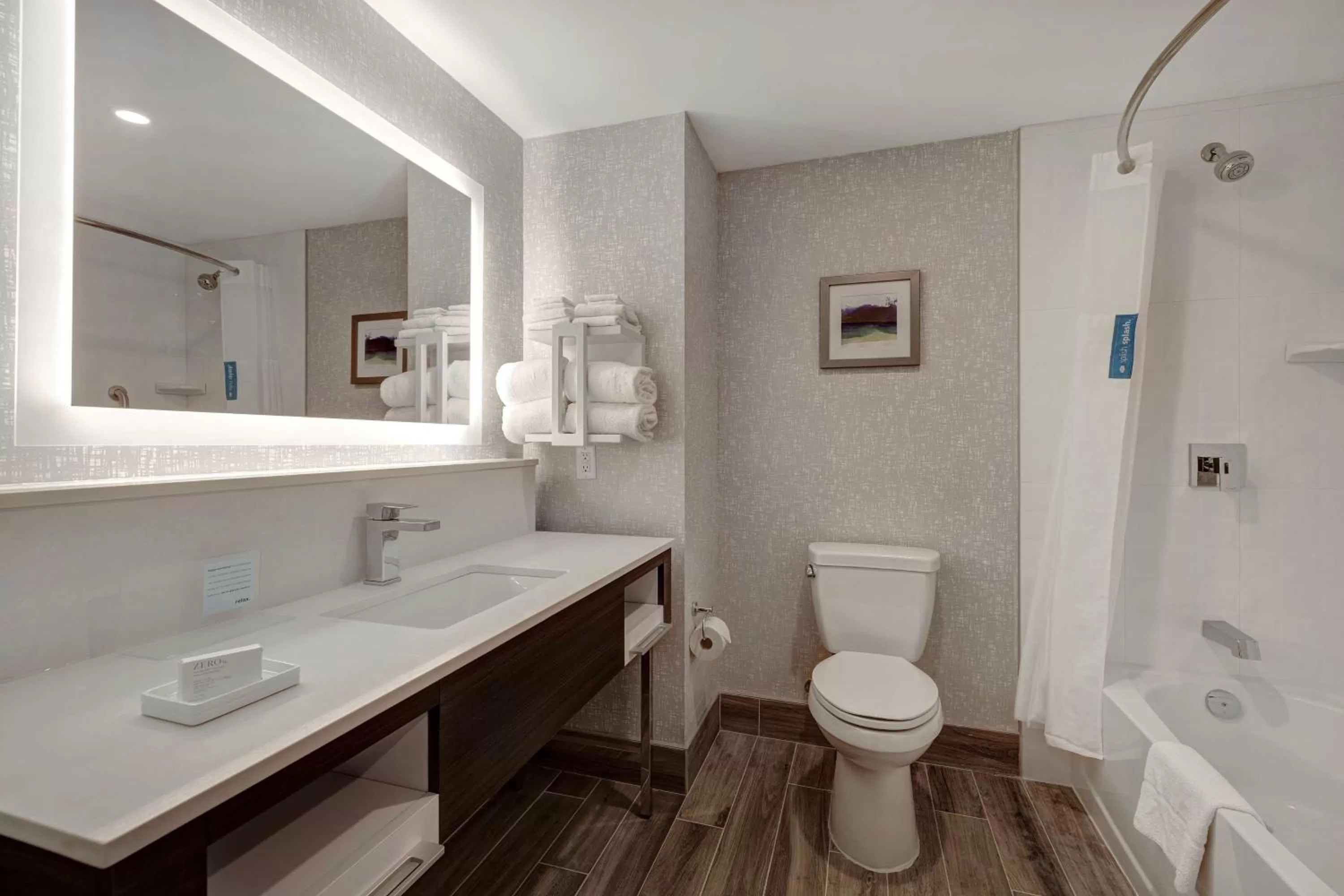 Shower in Hampton Inn & Suites Burlington, Ontario, Canada