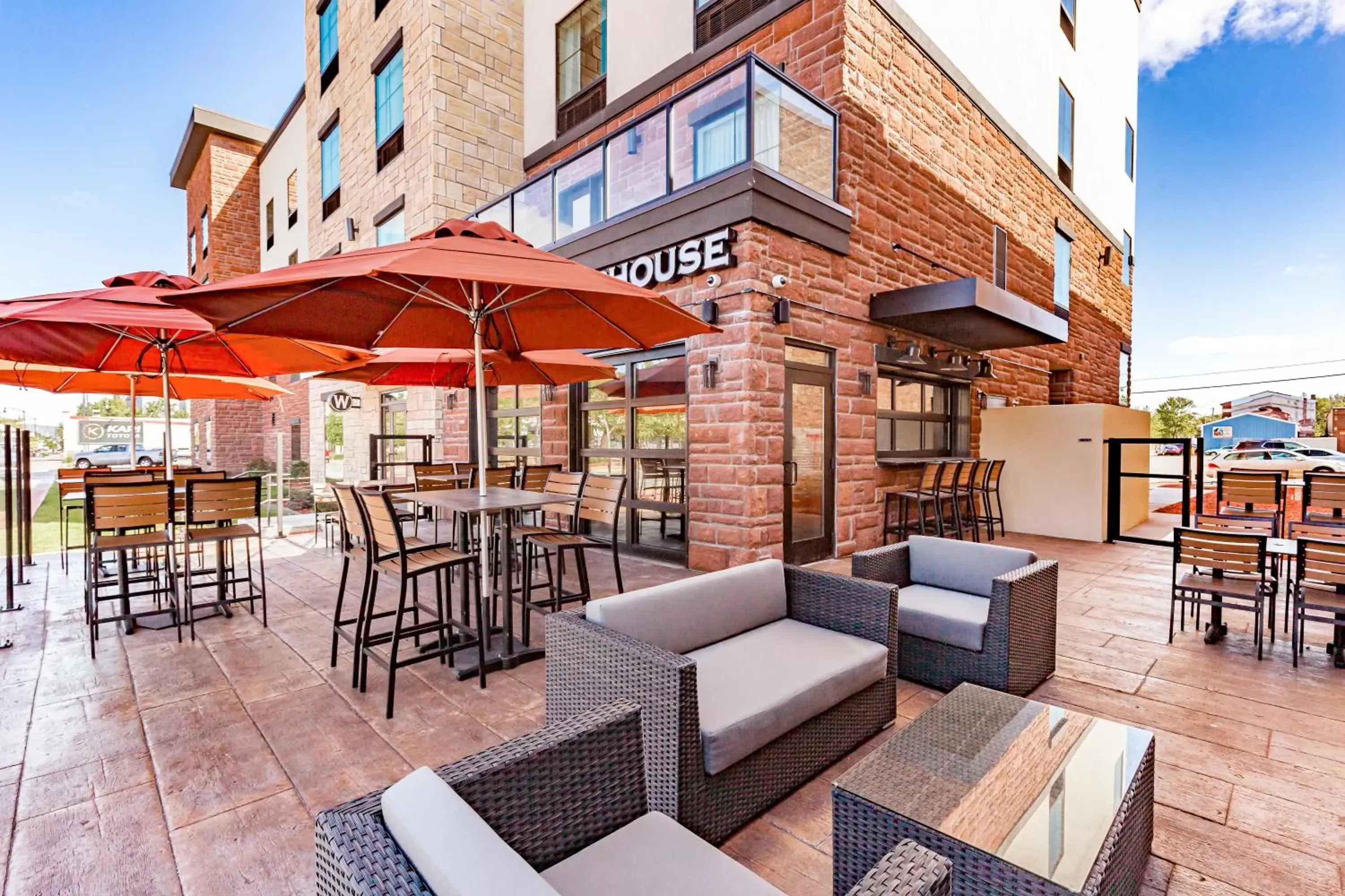 Patio in Cobblestone Hotel & Suites - Superior Duluth